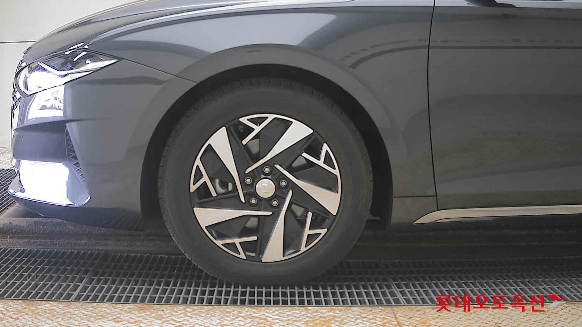 Hyundai Grandeur Hybrid id 3803658 из Кореи 21