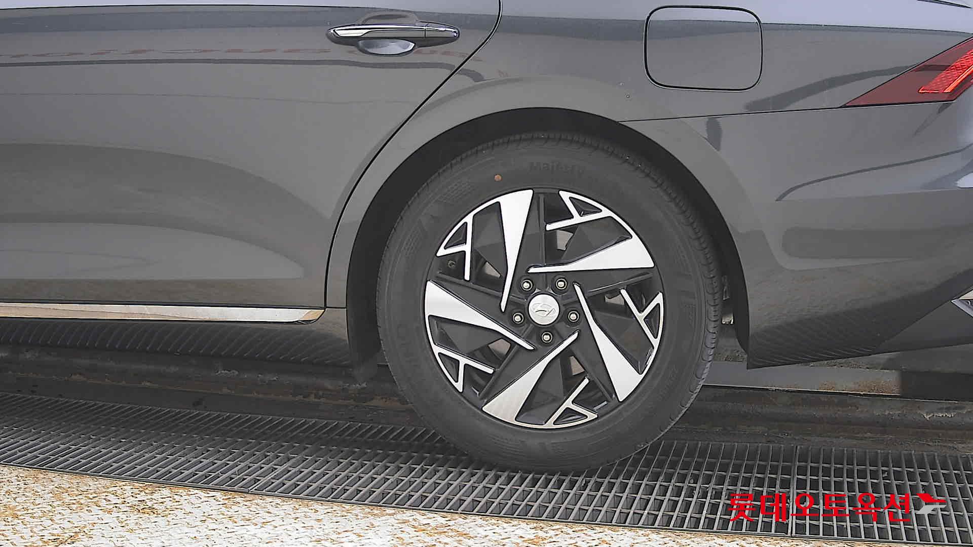 Hyundai Grandeur Hybrid id 3803658 из Кореи 22