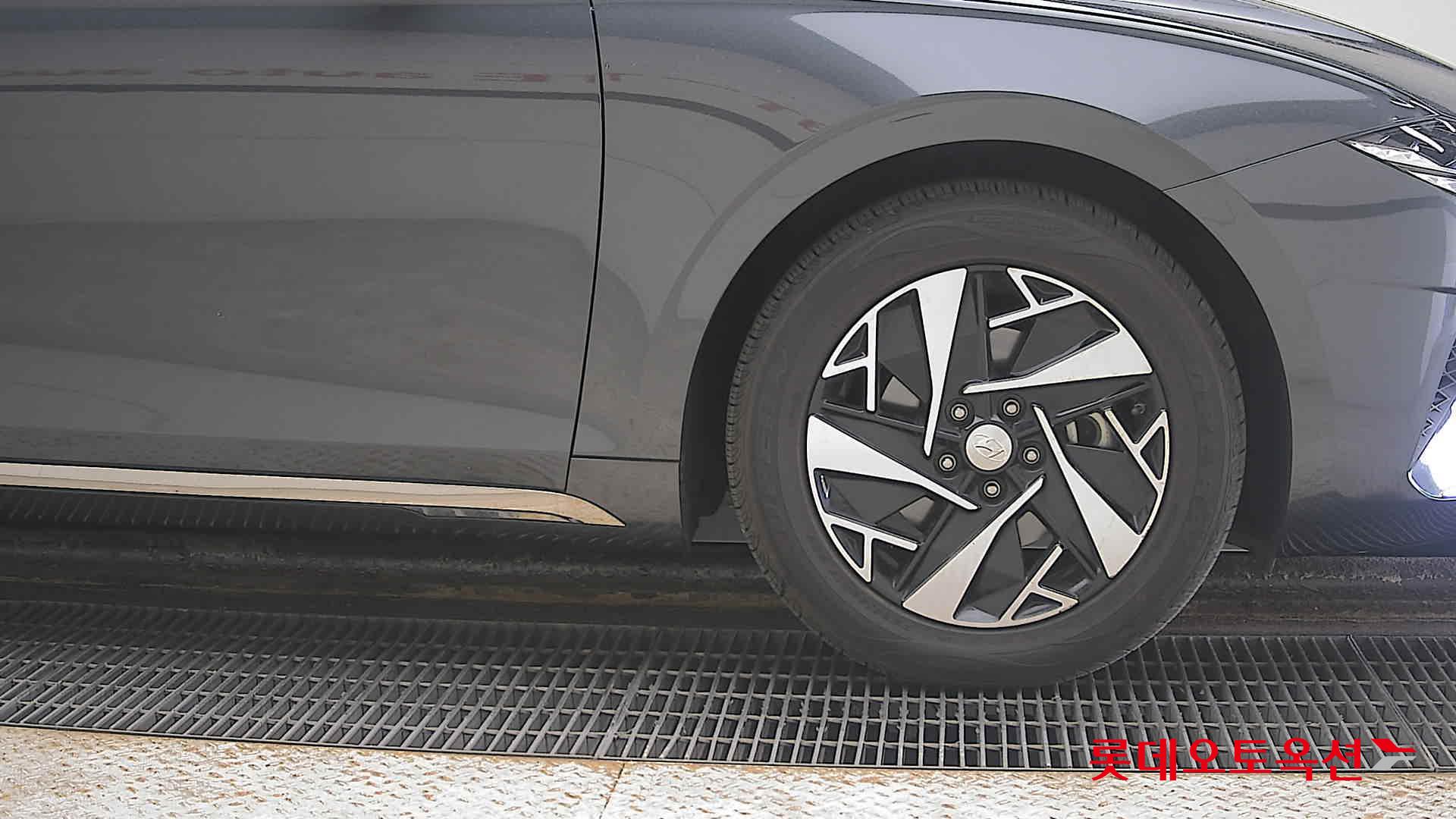 Hyundai Grandeur Hybrid id 3803658 из Кореи 23