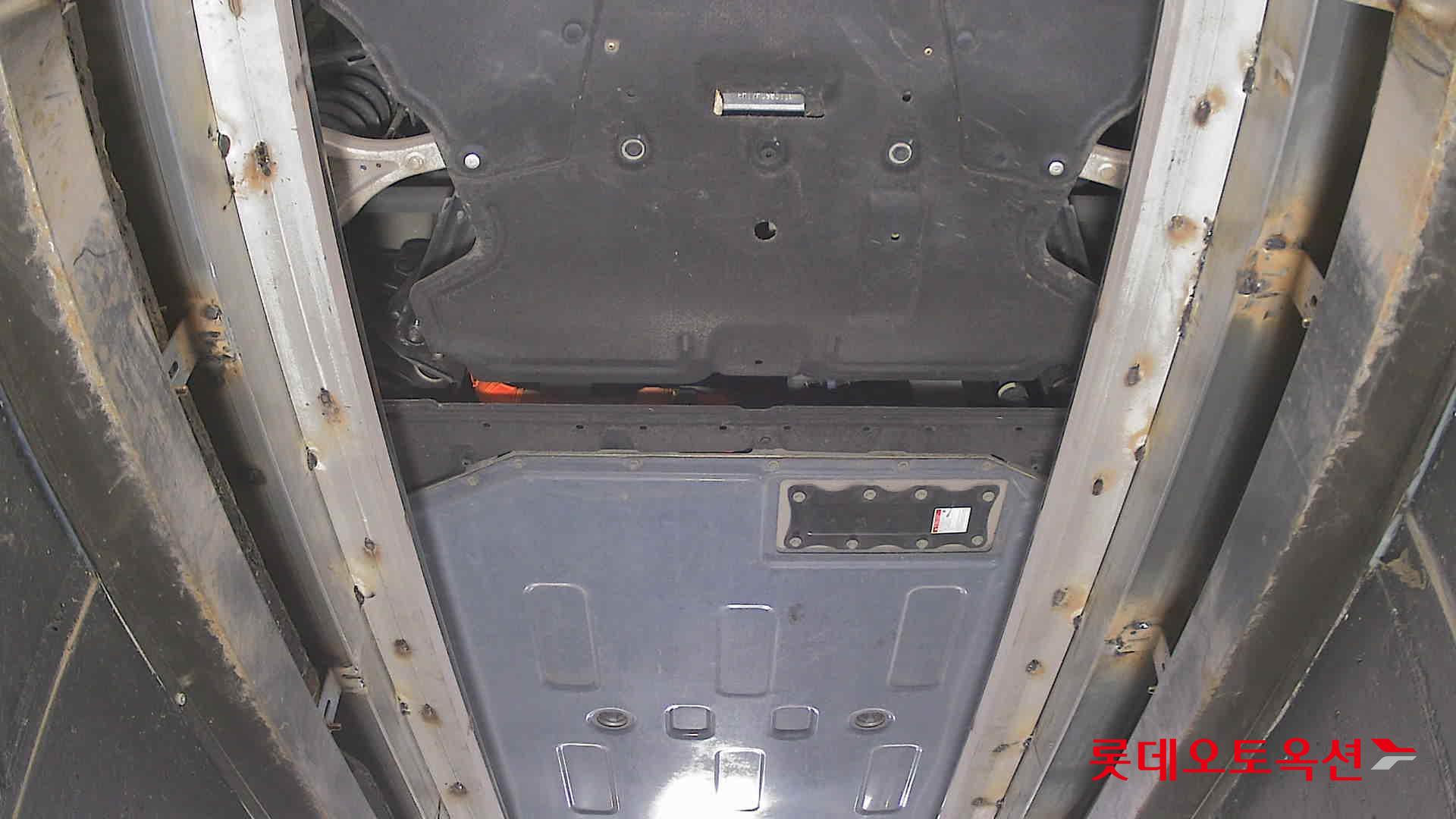 جينسس جي في 60