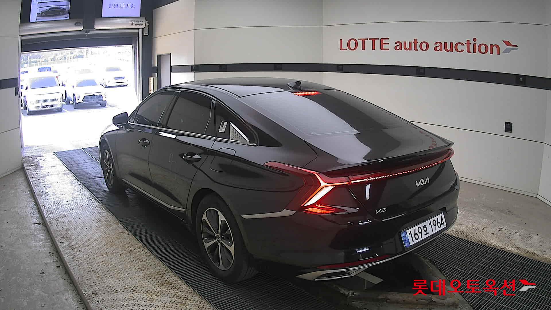 Kia K8 Hybrid 2022 Aurora Black Pearl из Кореи, фото 6