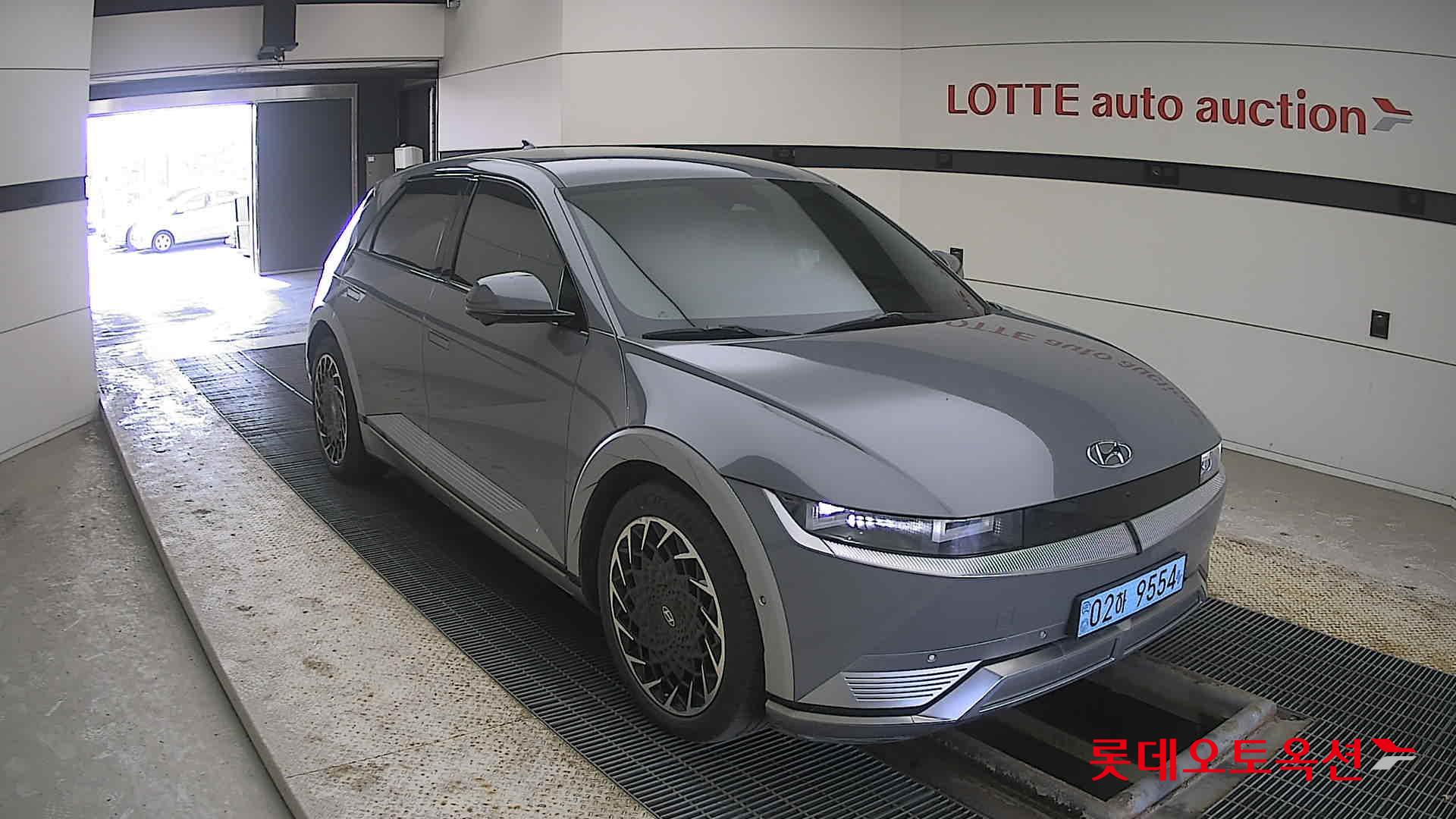 Hyundai IONIQ 5 2022 Galactic Grey Metallic из Кореи, фото 2