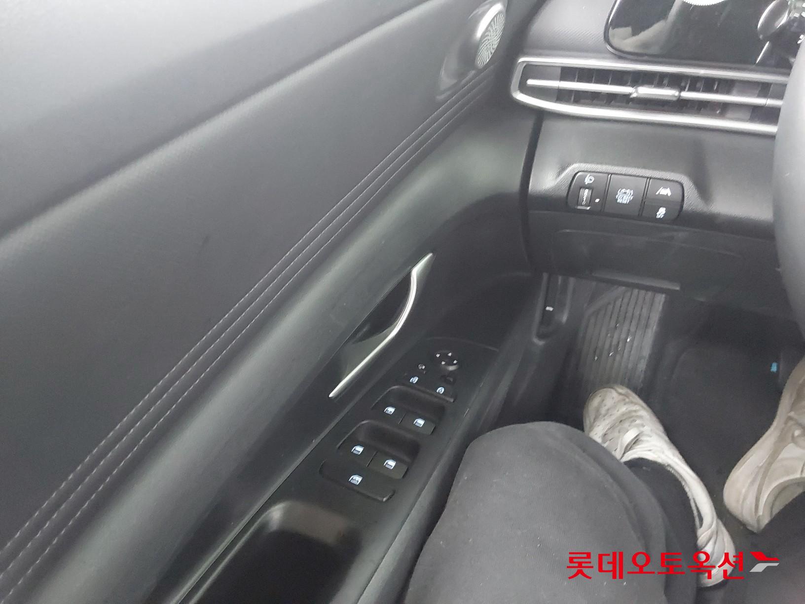 Hyundai Avante Hybrid id 3809843 из Кореи 28