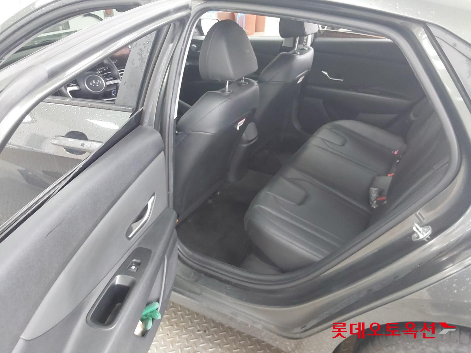 Hyundai Avante Hybrid id 3809843 из Кореи 36