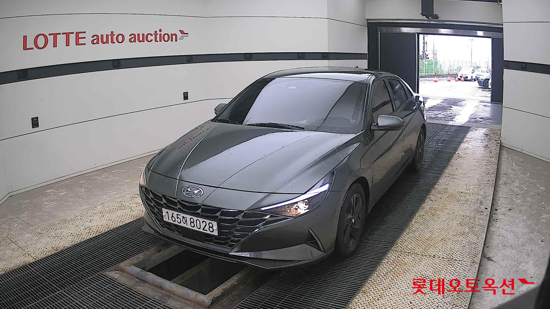 Hyundai Avante Hybrid 2022 Amazon Grey Metallic из Кореи