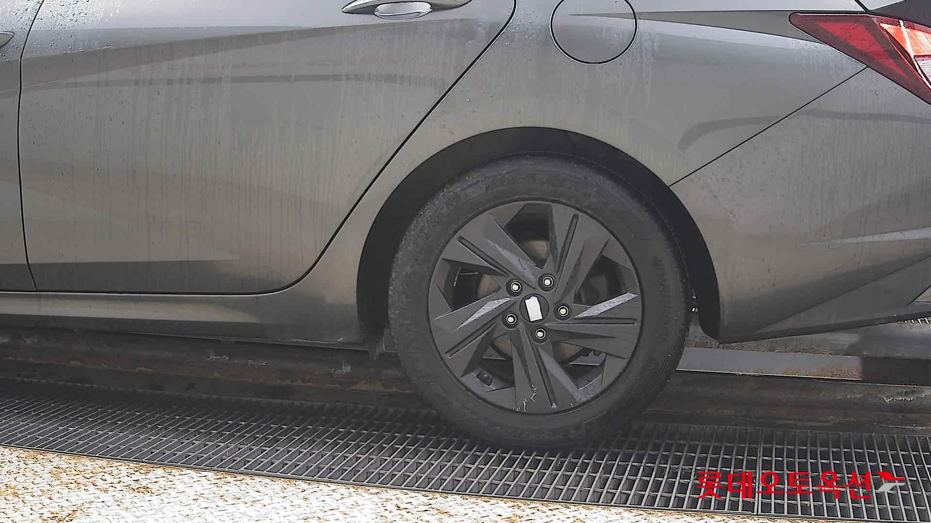 Hyundai Avante Hybrid id 3809889 из Кореи 22