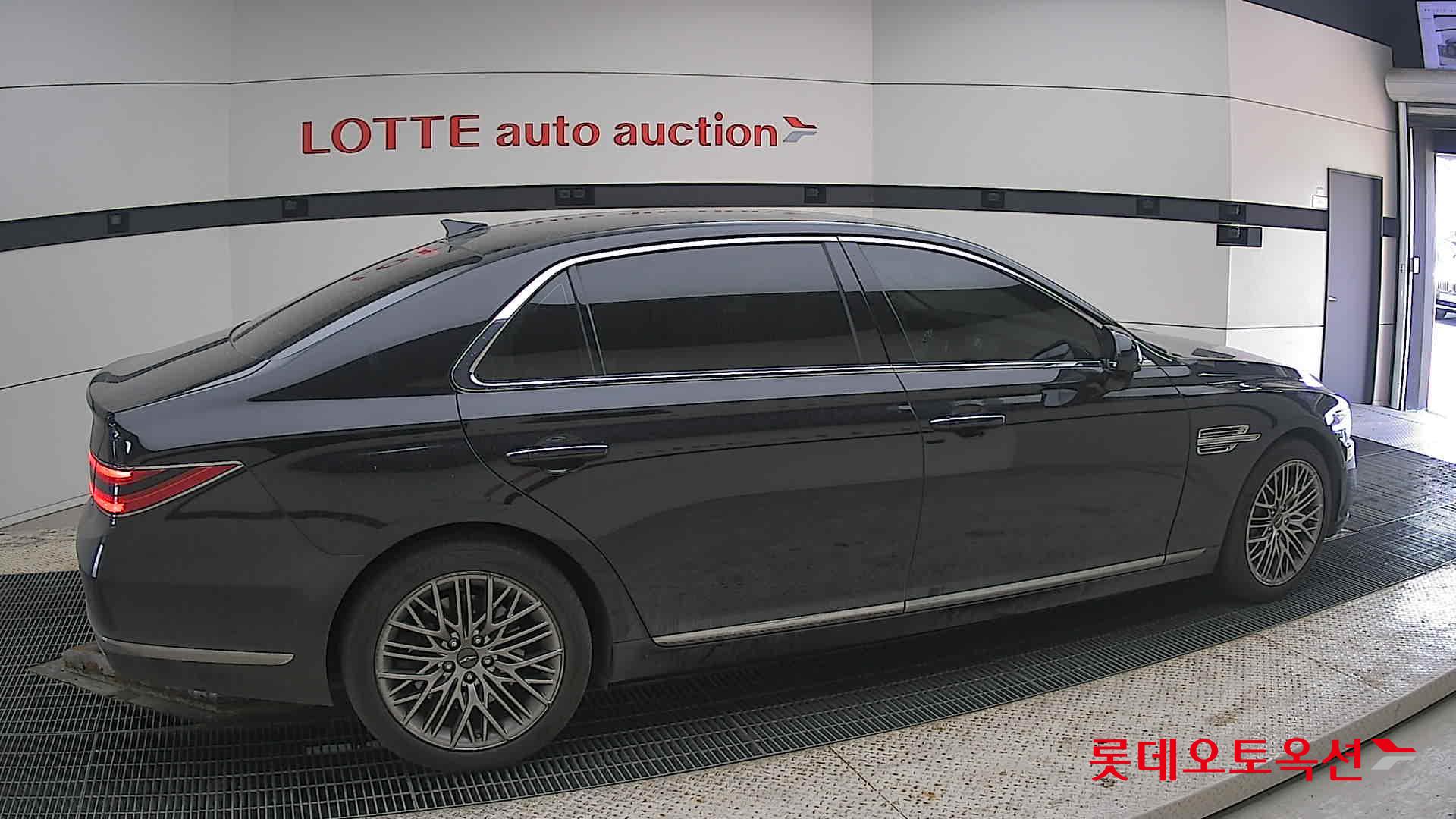 Hyundai G90 id 3803659 из Кореи 18