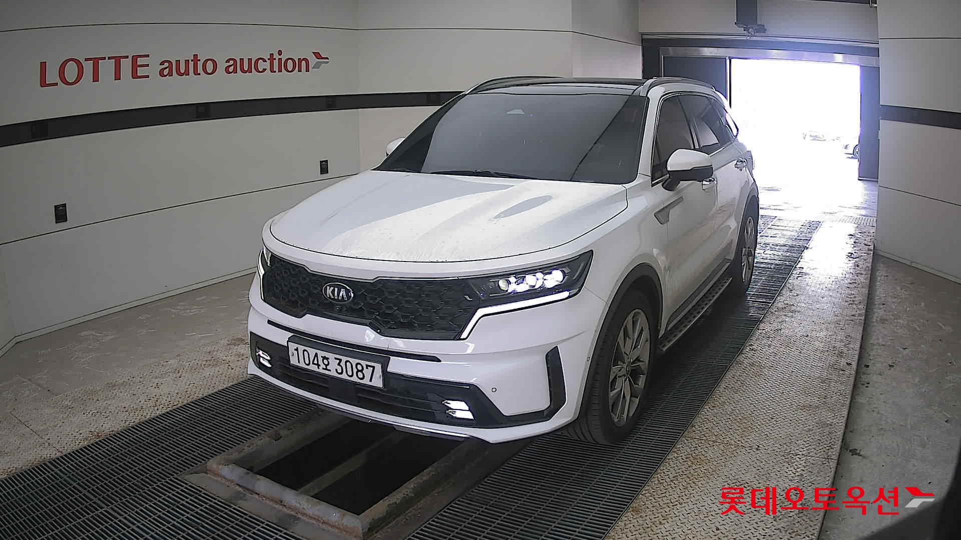 Kia Sorento 2021 Snow White Pearl (optional) из Кореи