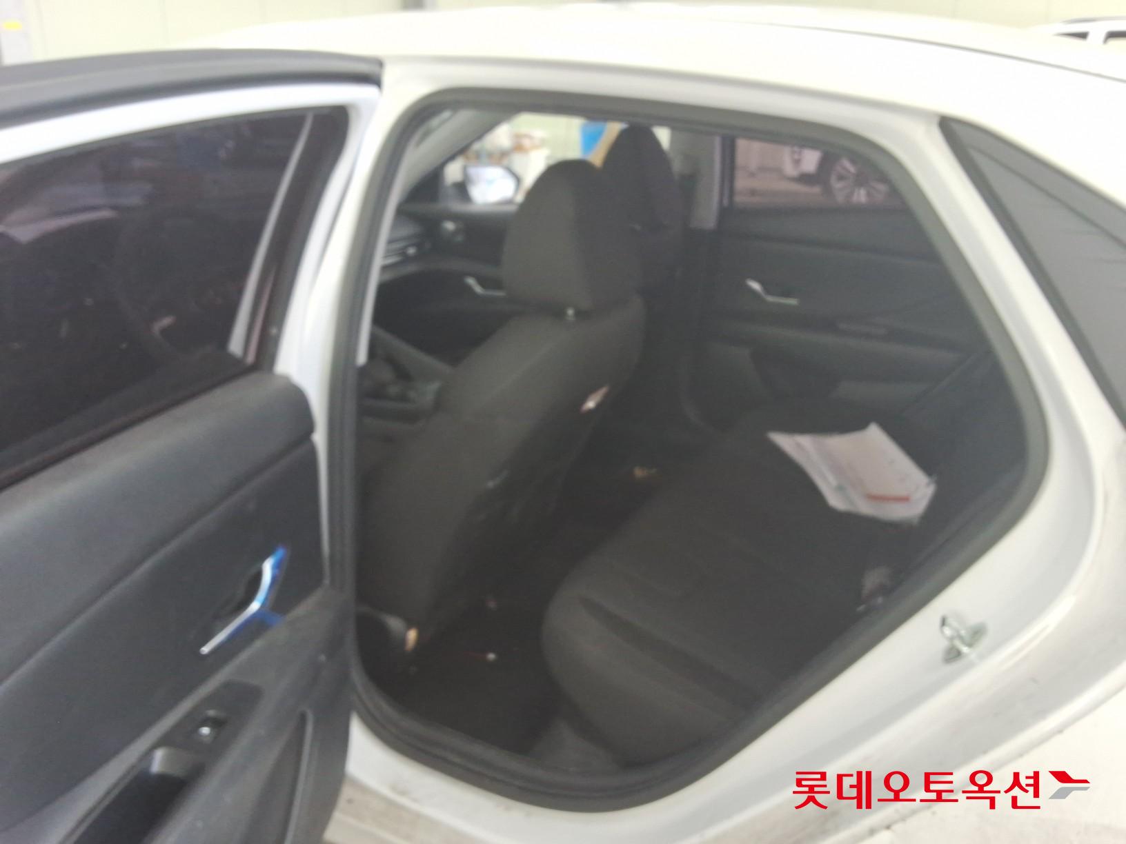 Hyundai Avante Hybrid id 3803692 из Кореи 35