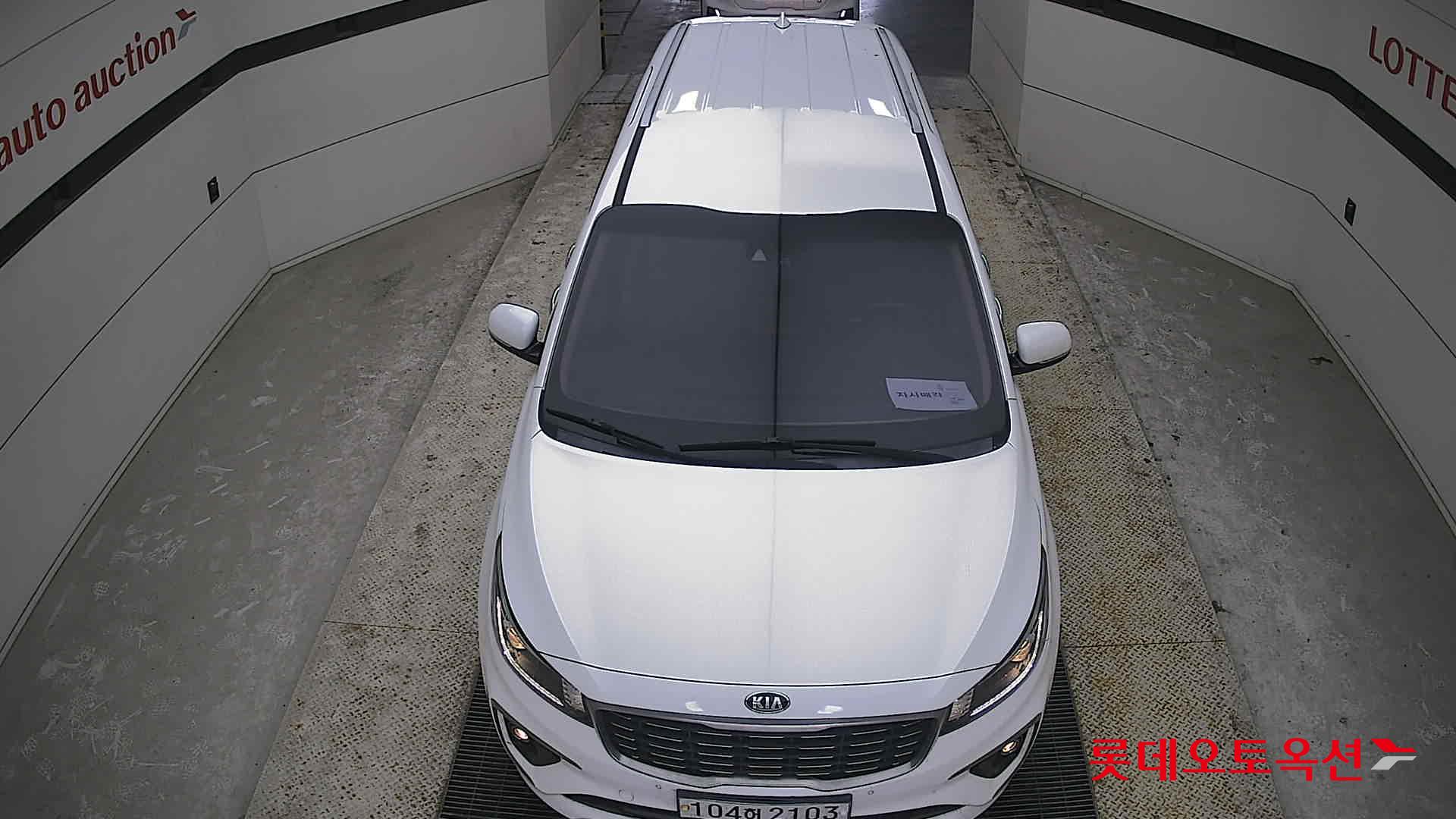 Kia Carnival id 3809923 из Кореи 25