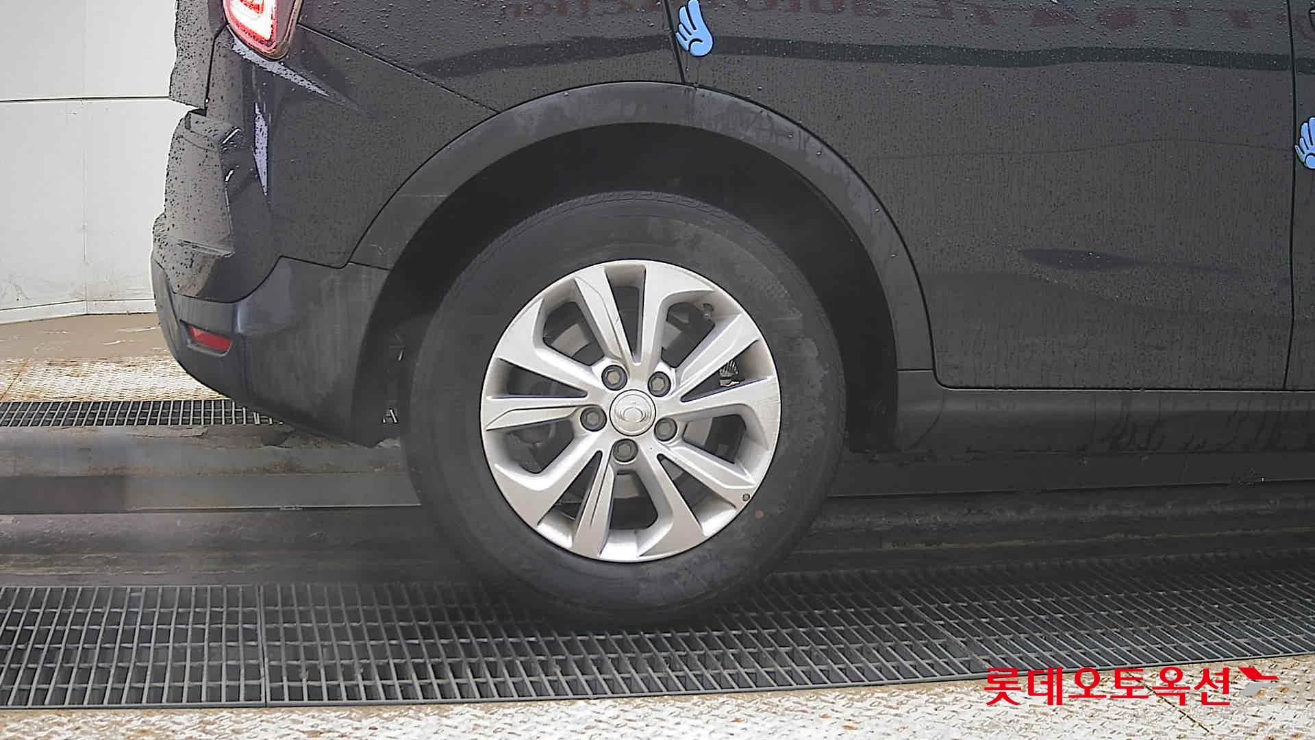 SsangYong Tivoli id 3810000 из Кореи 24