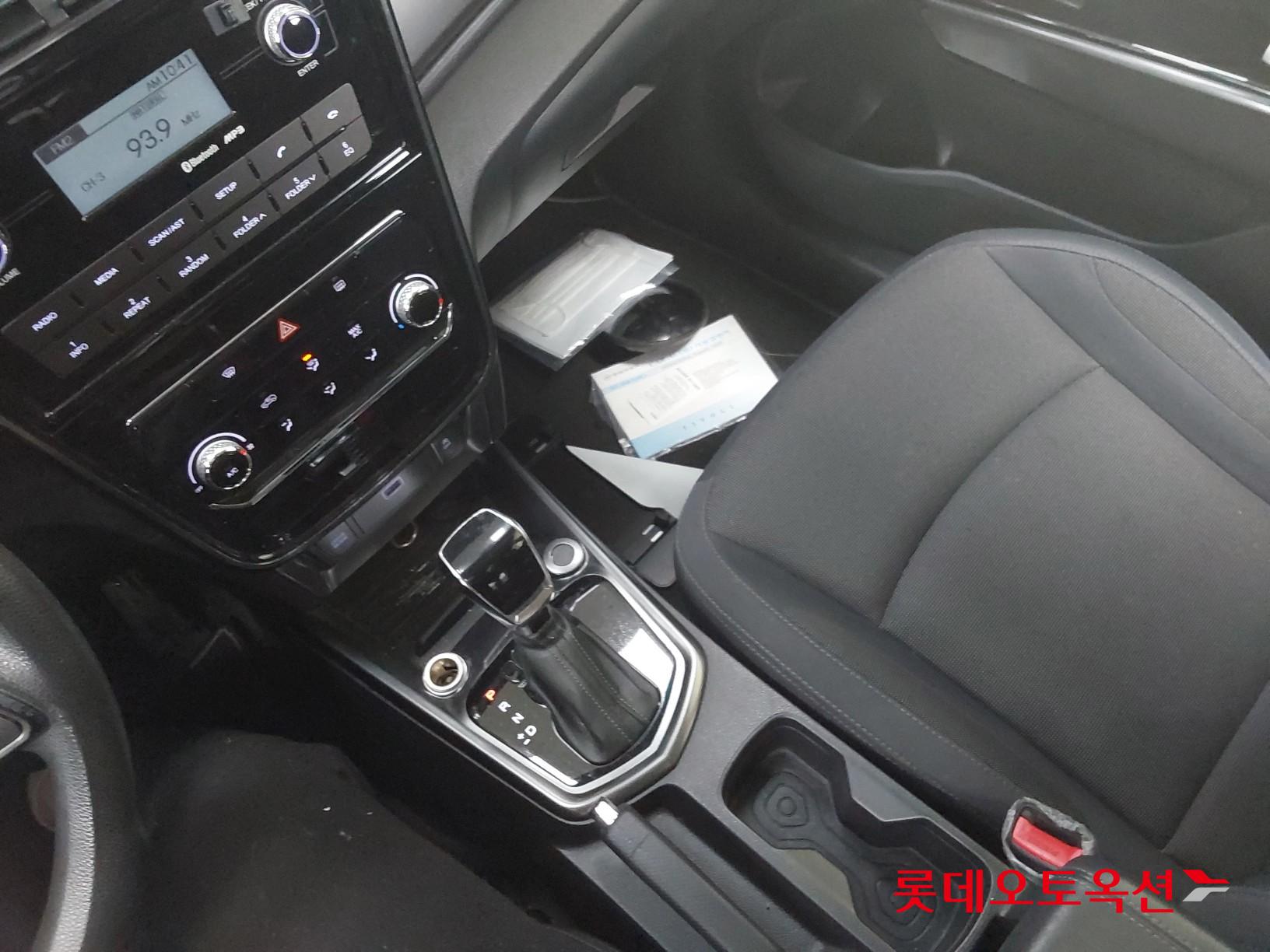 SsangYong Tivoli id 3810000 из Кореи 32