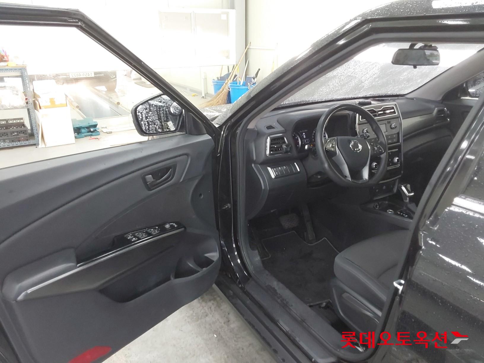 SsangYong Tivoli id 3810000 из Кореи 34