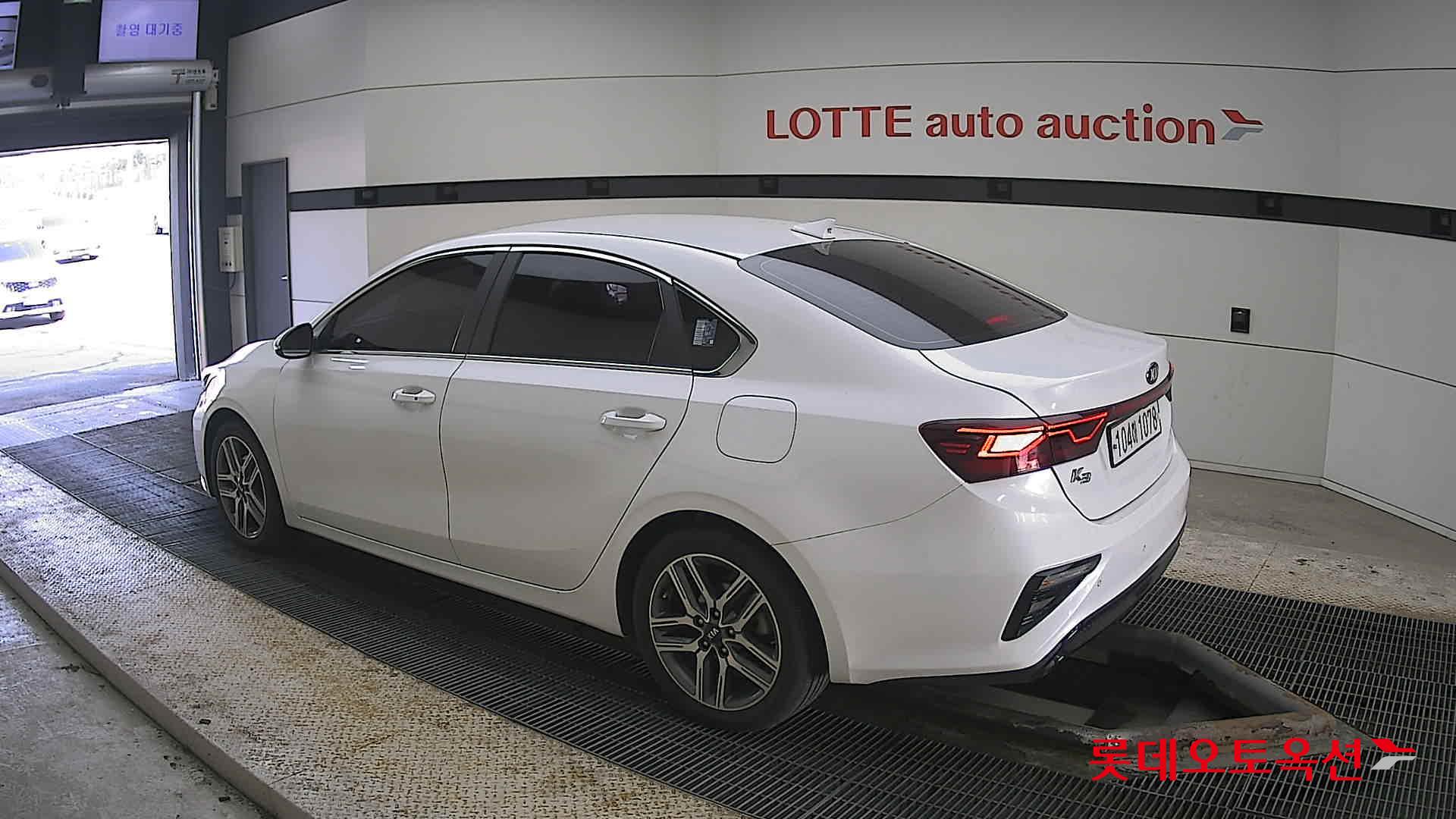 Kia K3 id 3803808 из Кореи 10