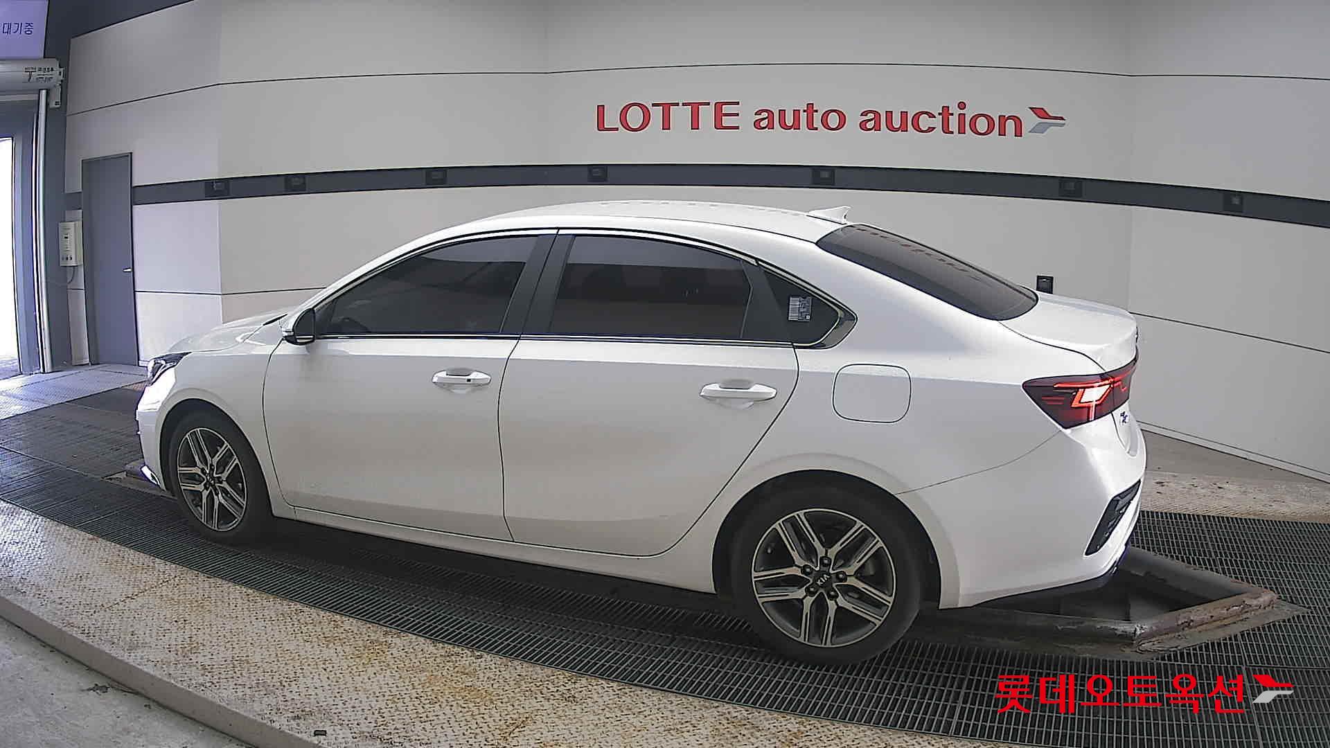 Kia K3 id 3803808 из Кореи 11