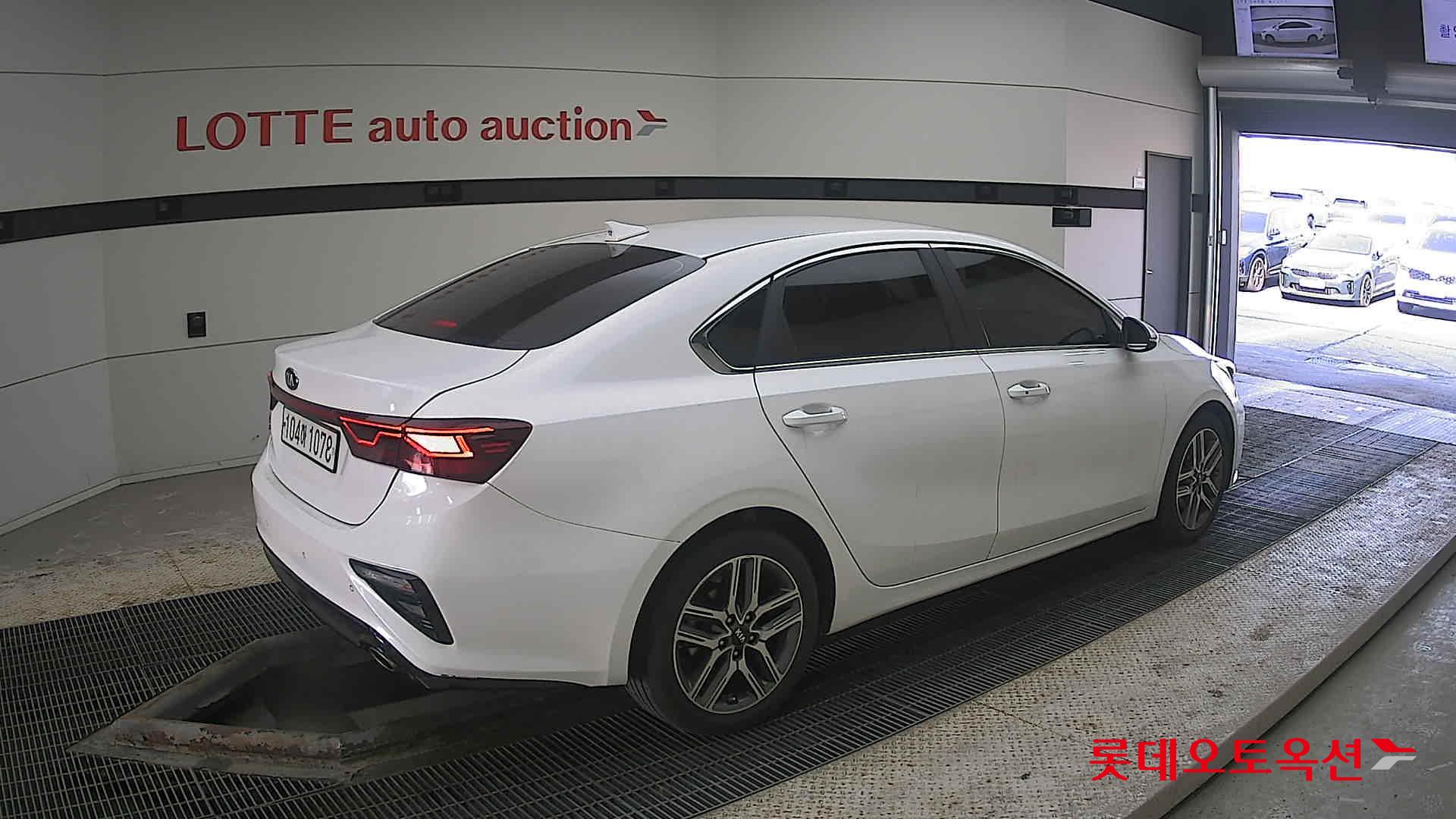 Kia K3 id 3803808 из Кореи 19