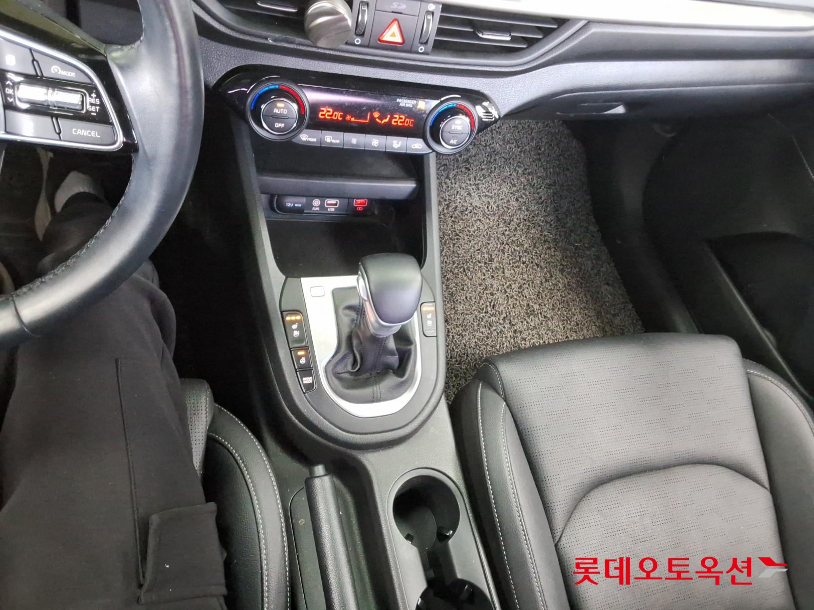 Kia K3 id 3803808 из Кореи 33