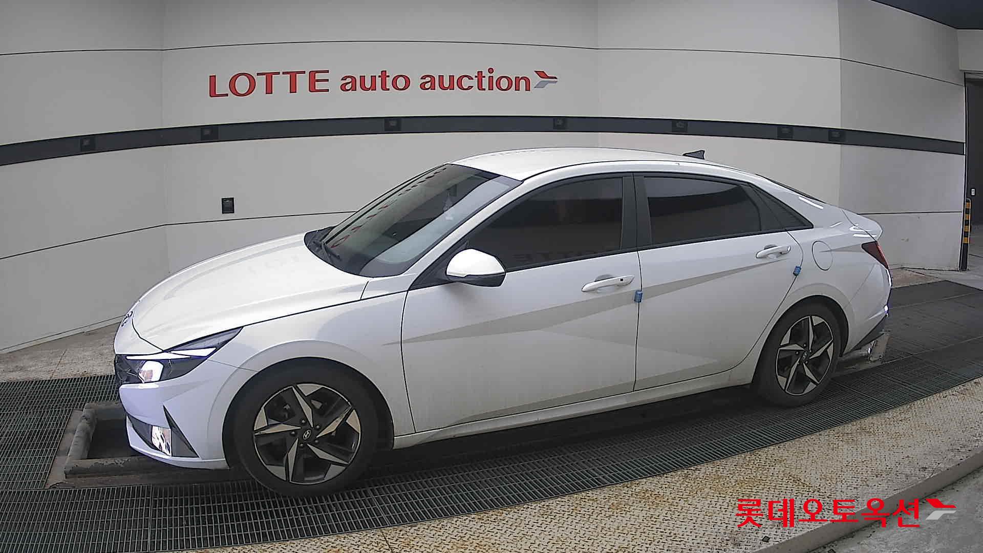 Hyundai Avante id 3816320 из Кореи 12