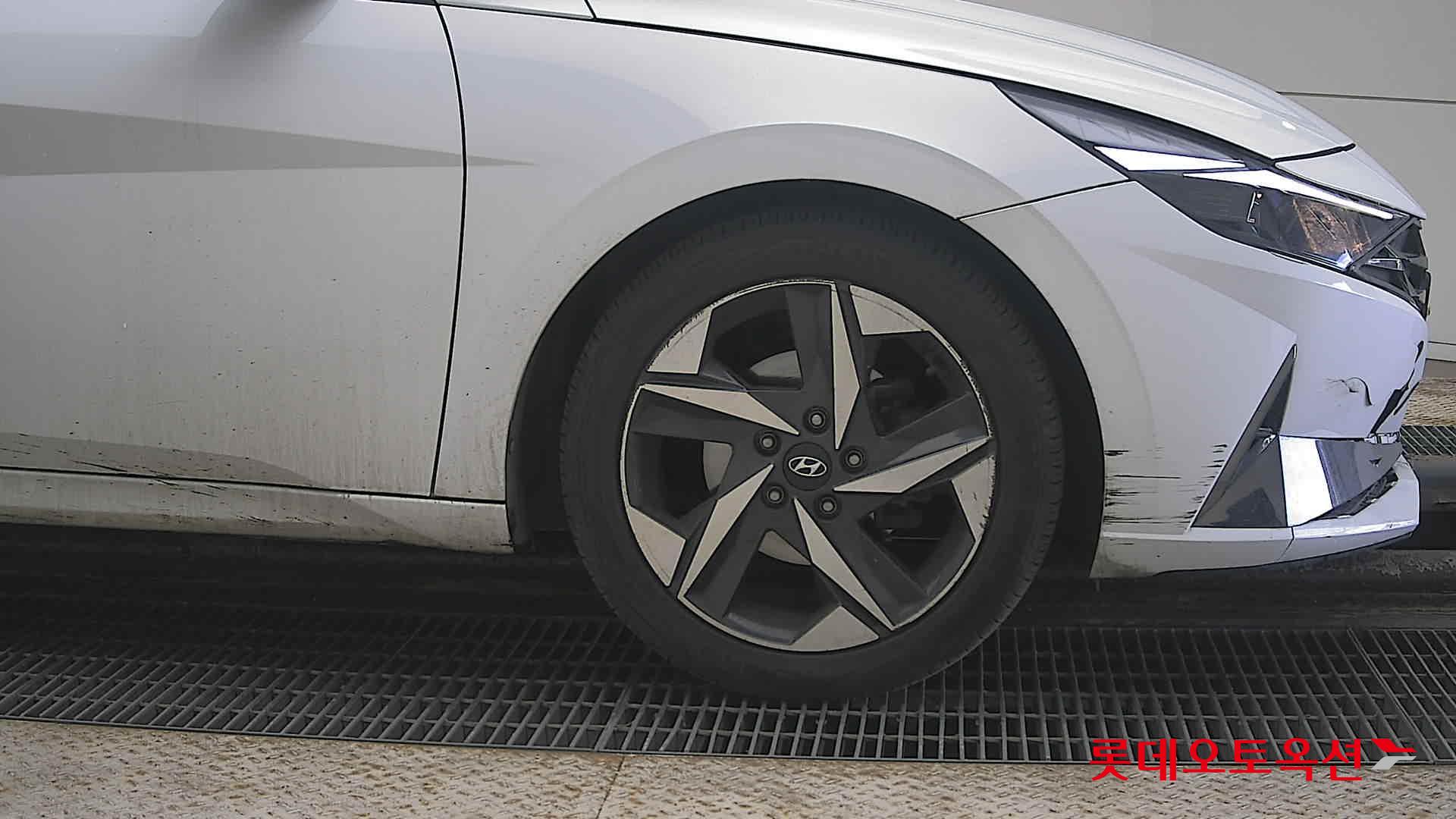 Hyundai Avante id 3816320 из Кореи 23