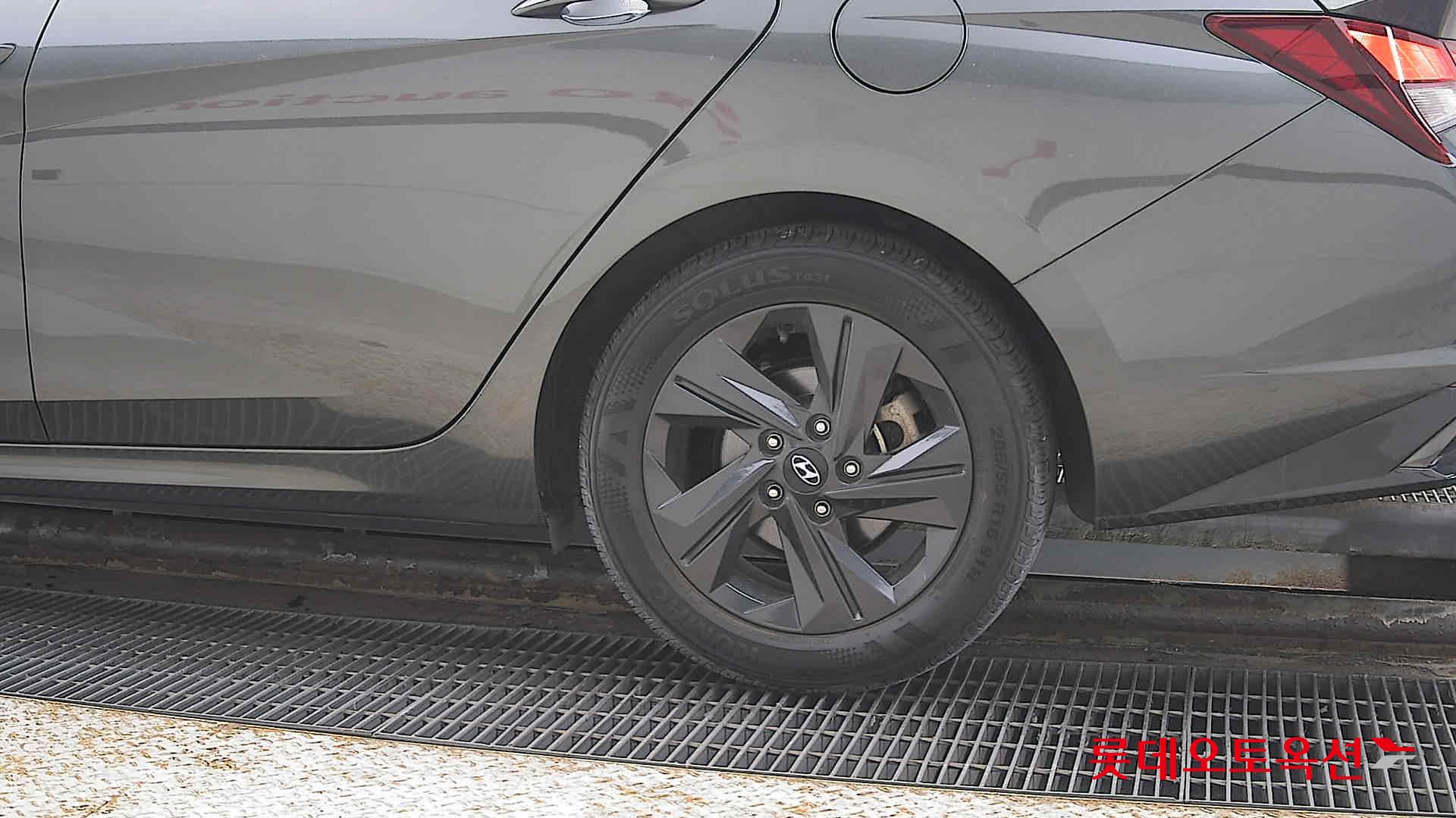 Hyundai Avante id 3803673 из Кореи 22