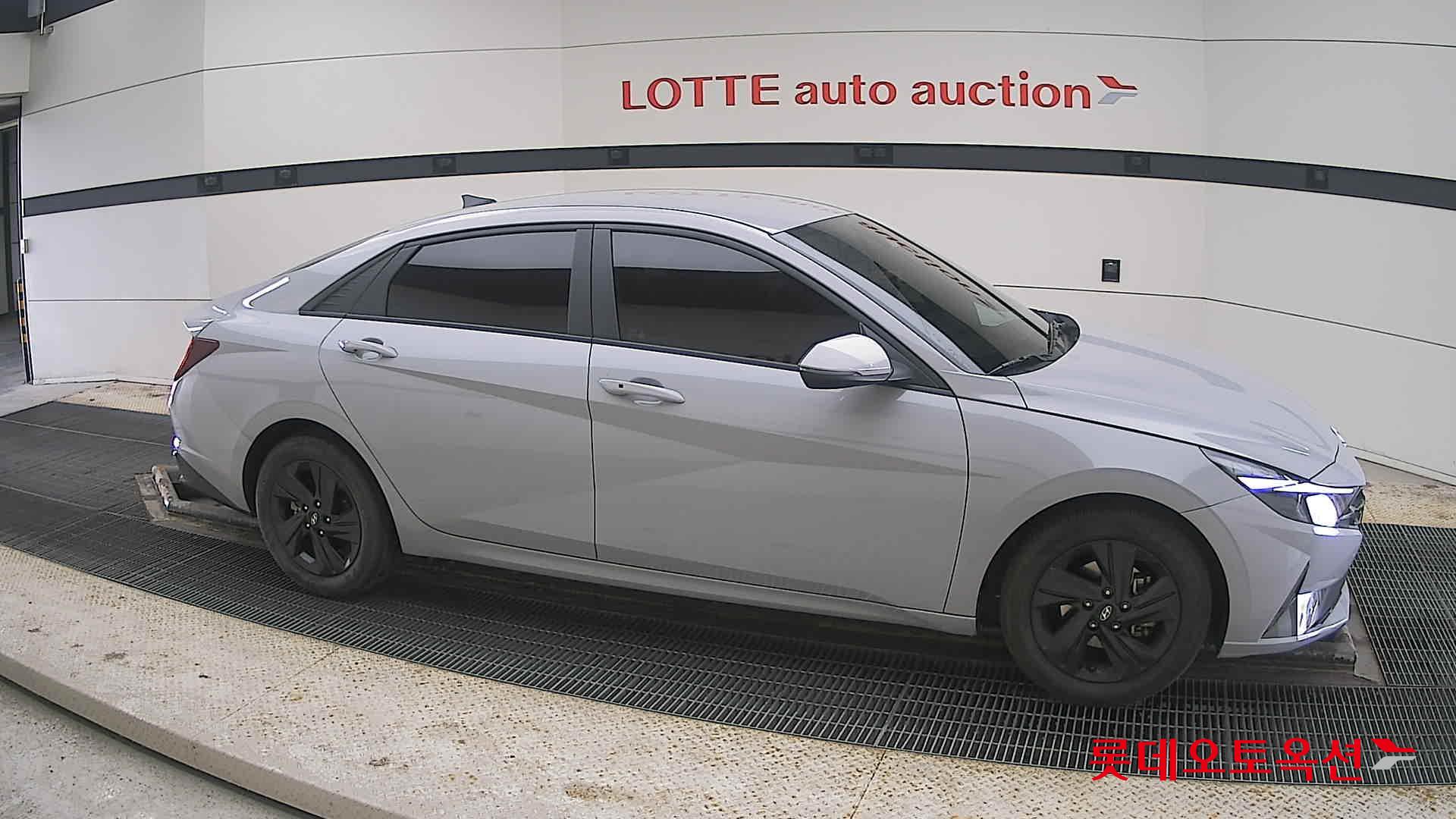 Hyundai Avante id 3803653 из Кореи 17