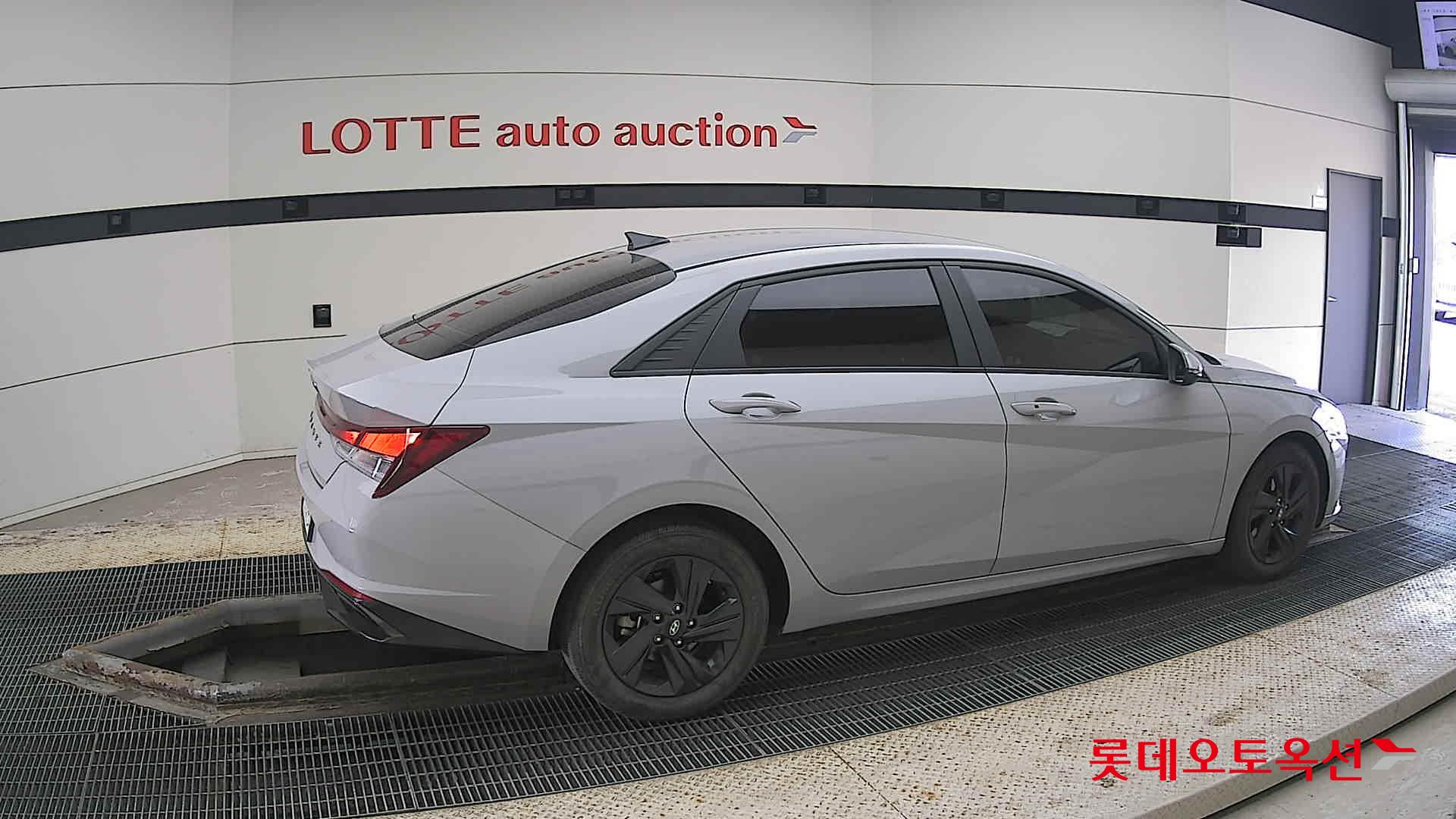 Hyundai Avante id 3803653 из Кореи 18