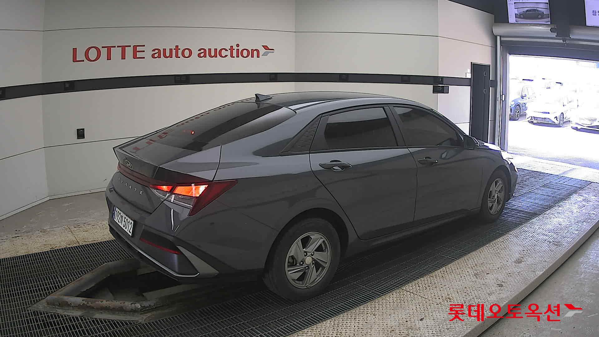 현대자동차 아반떼 2024 - 이미지 19