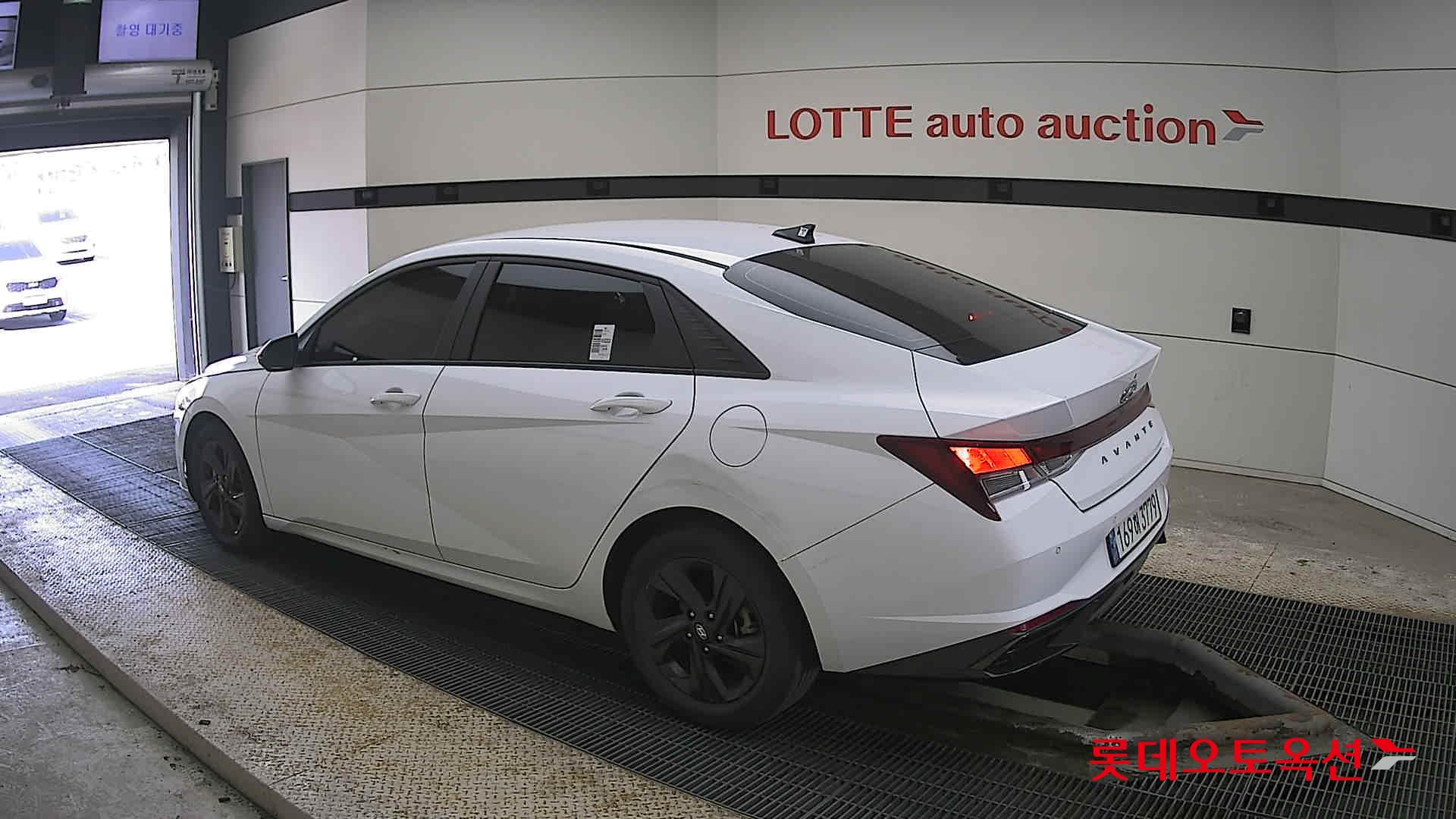 Hyundai Avante id 3803695 из Кореи 10