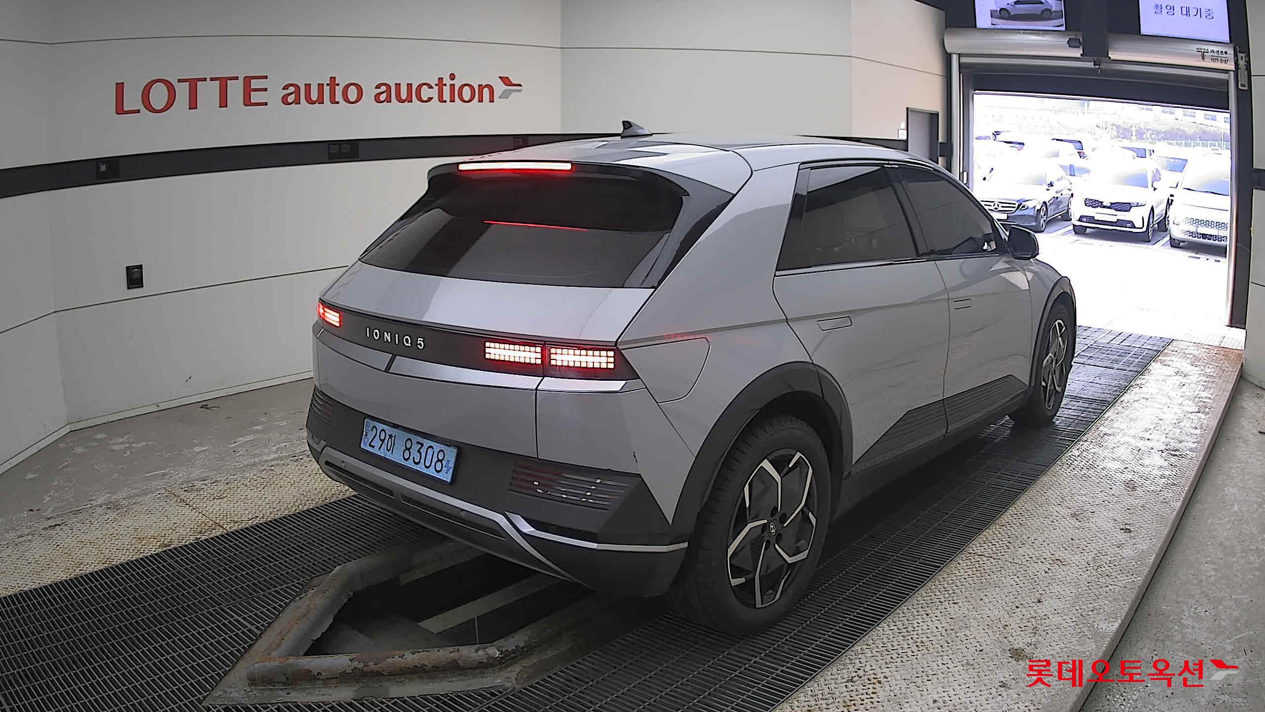 Hyundai IONIQ 5 2022 Cyber Grey Metallic из Кореи, фото 4