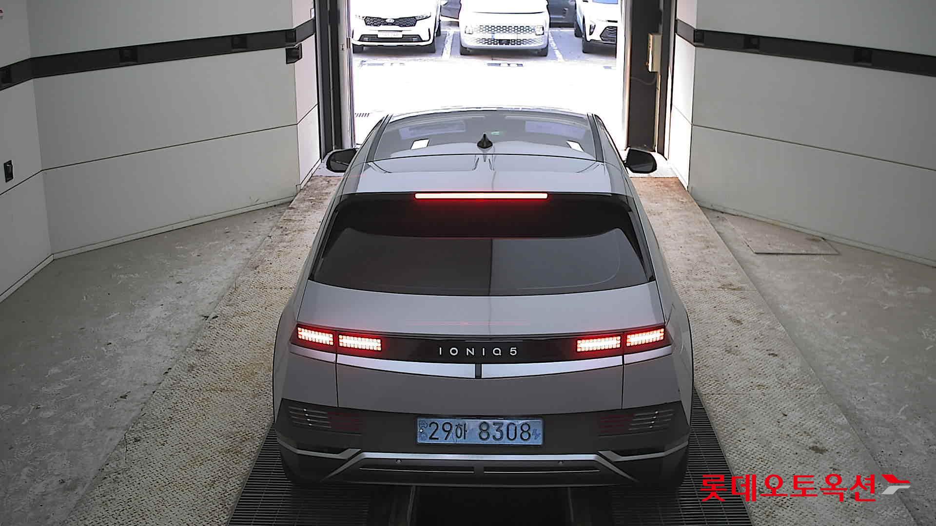 Hyundai IONIQ 5 2022 Cyber Grey Metallic из Кореи, фото 5