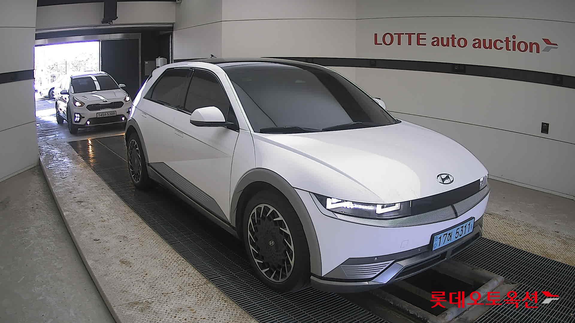 Hyundai IONIQ 5 2022 Atlas White из Кореи, фото 2