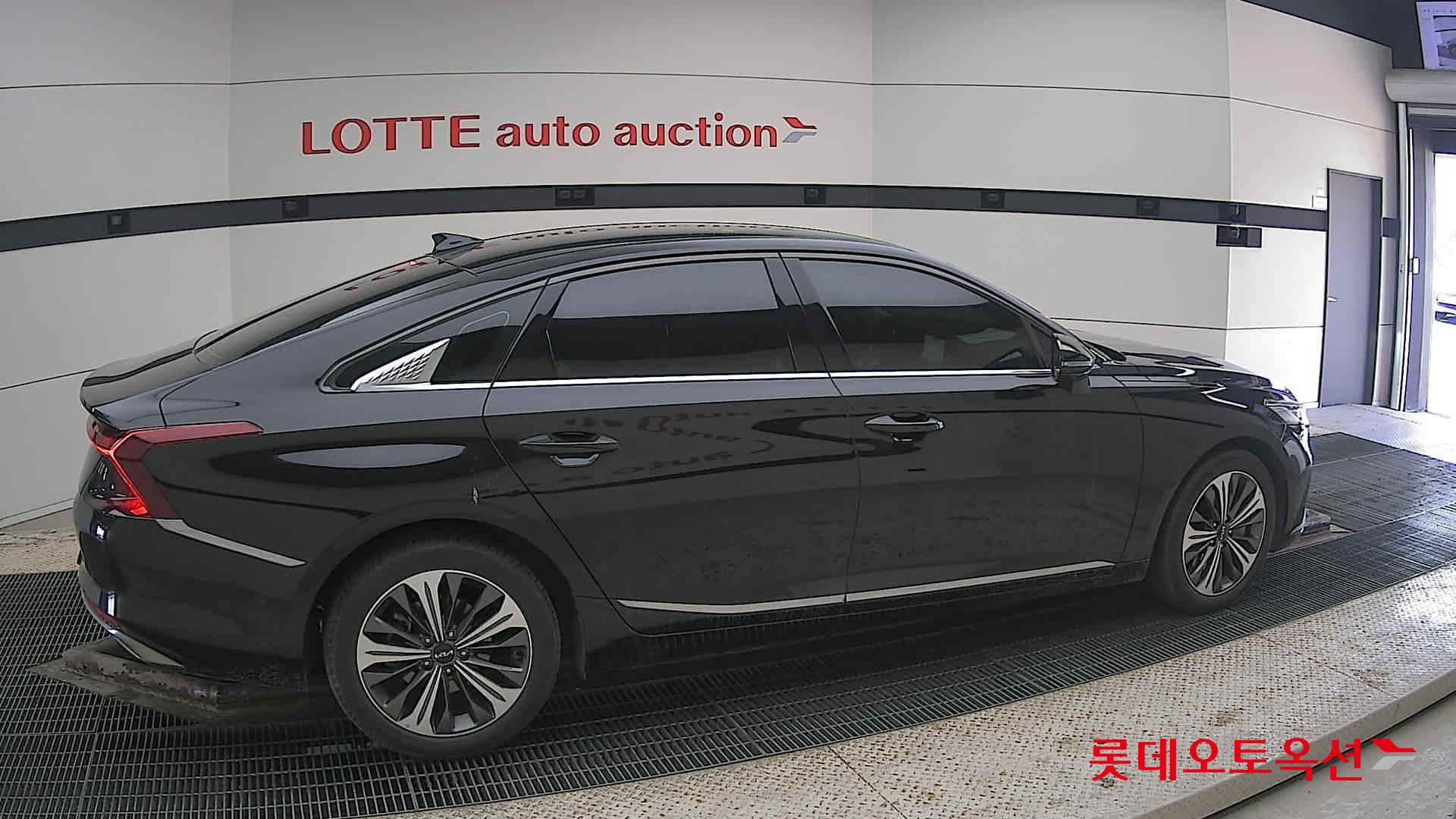 Kia K8 id 3822920 из Кореи 18