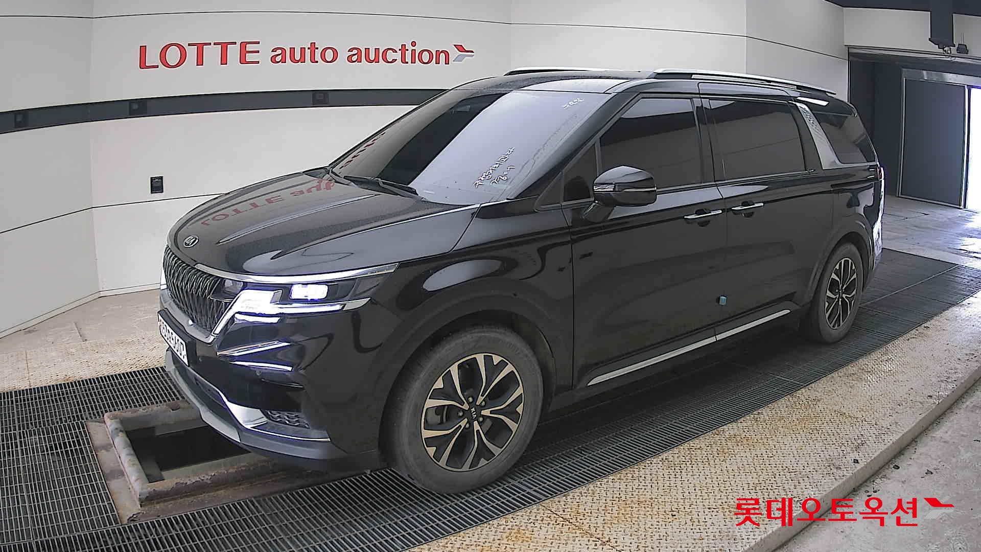 Kia Carnival id 3803791 из Кореи 13