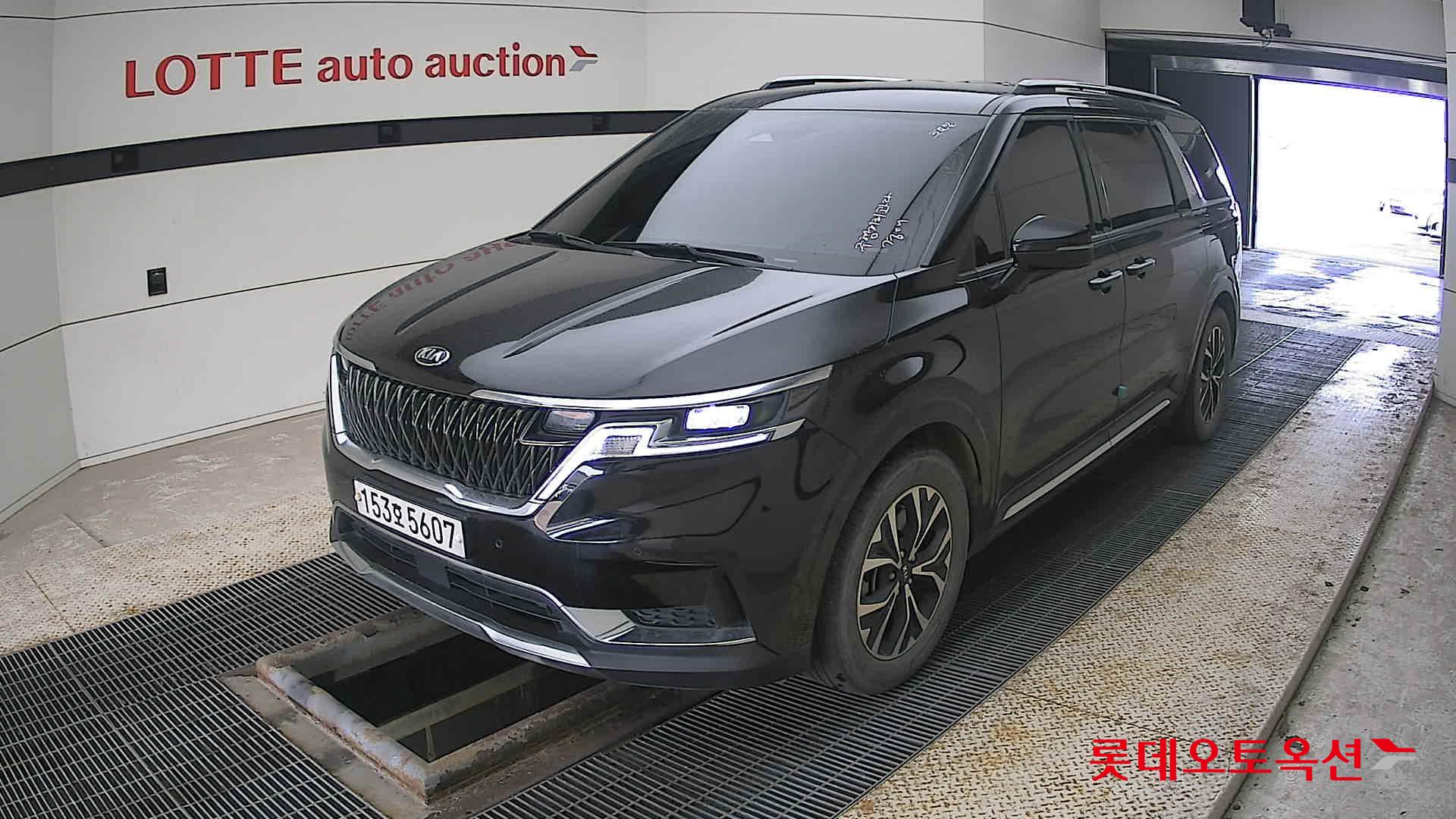 Kia Carnival id 3803791 из Кореи 14