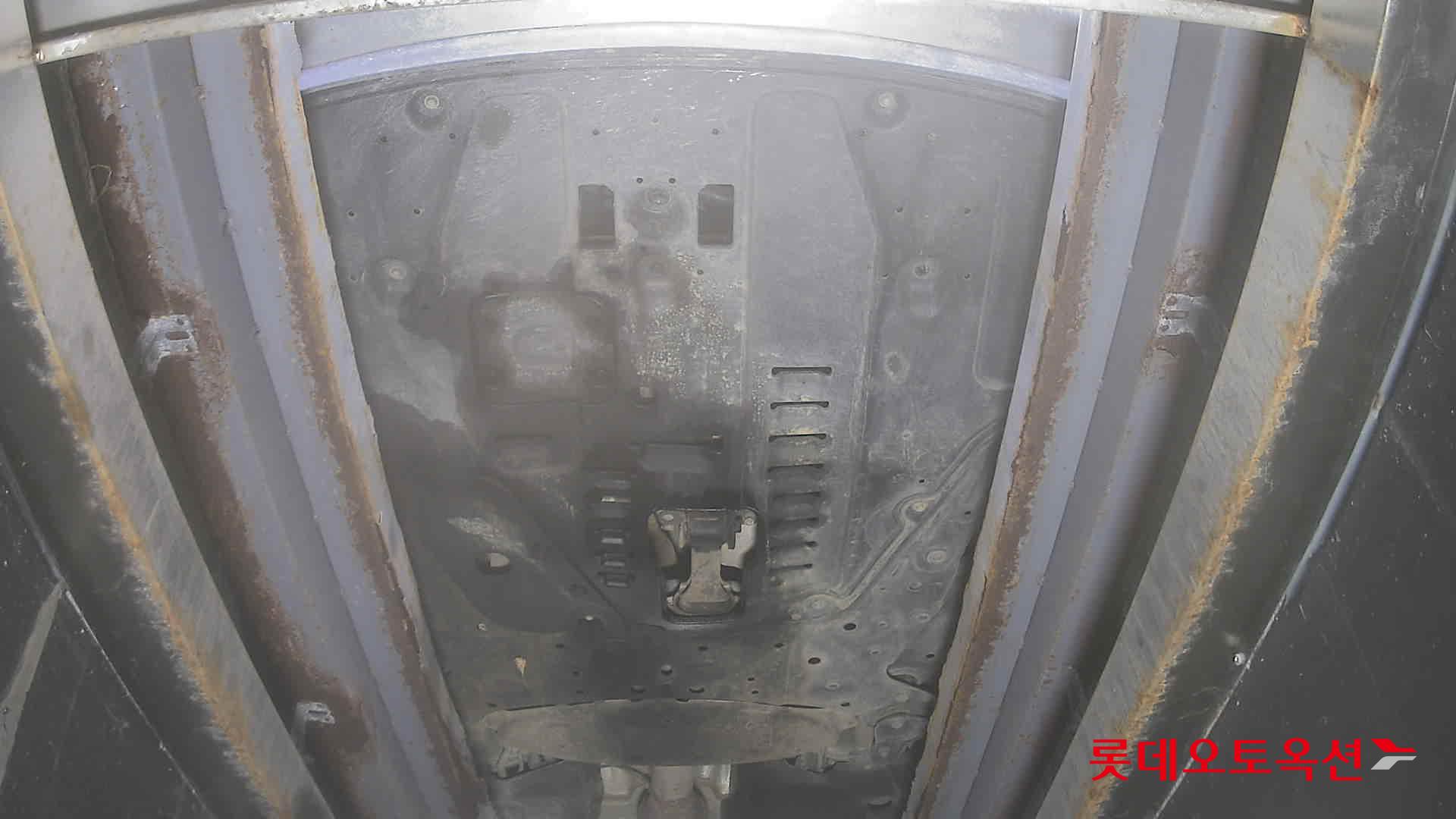 Kia Carnival id 3803791 из Кореи 26