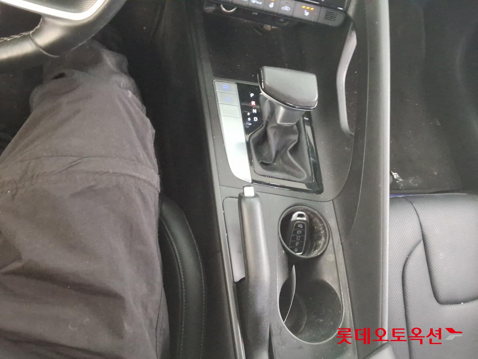 Hyundai Avante id 3803708 из Кореи 31