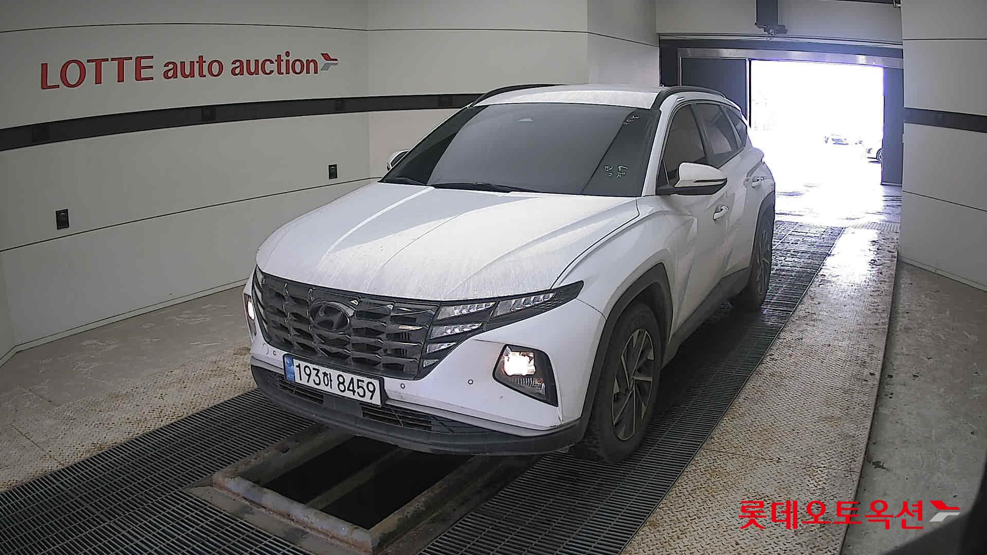 Hyundai Tucson 2022 Creamy White Pearl из Кореи