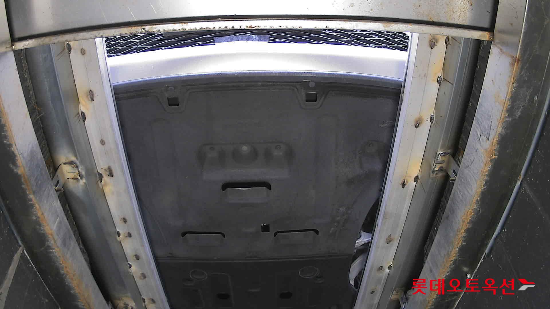 جينسس جي في 60