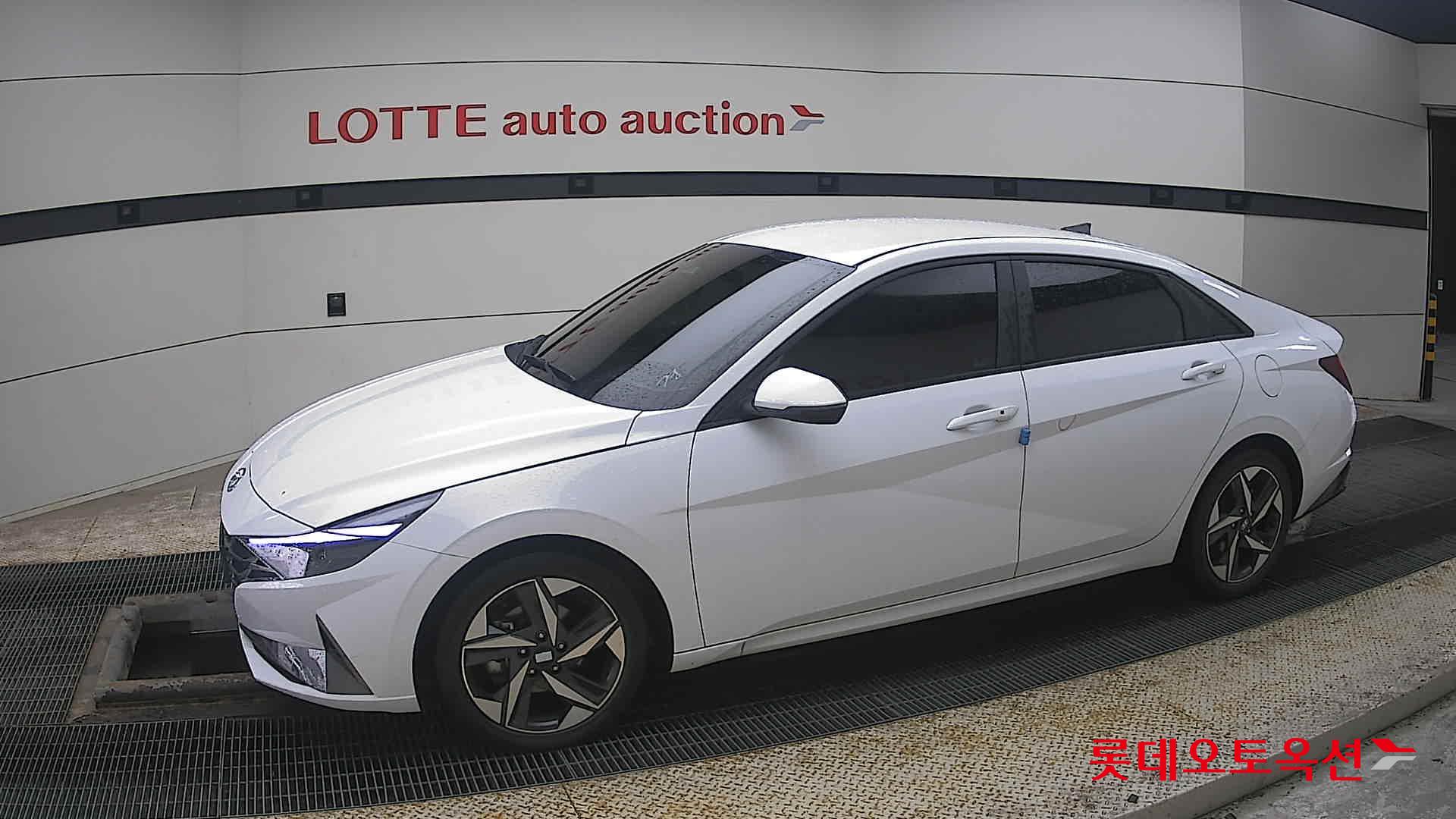 Hyundai Avante id 3809841 из Кореи 12