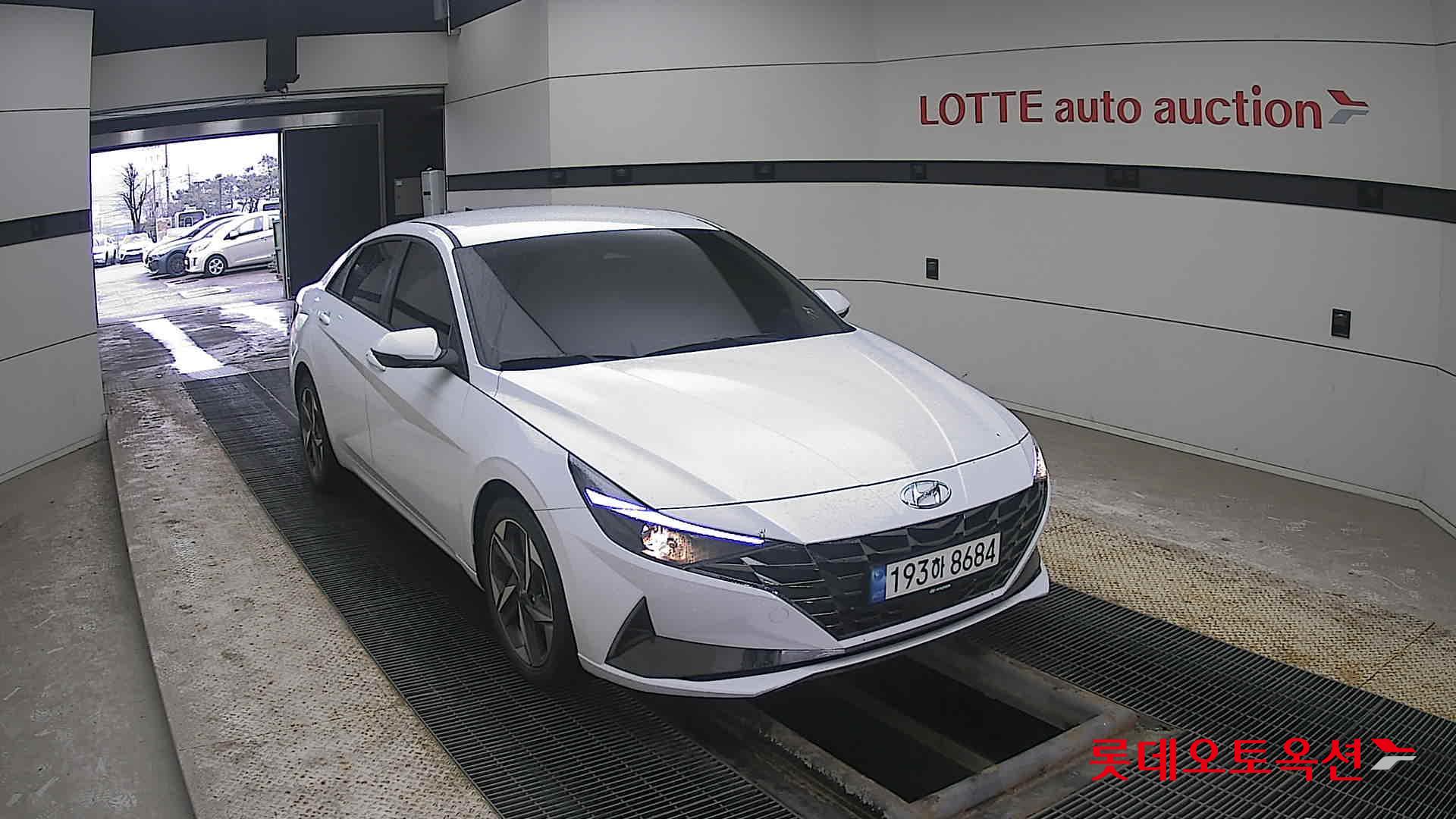 Hyundai Avante id 3809841 из Кореи 15