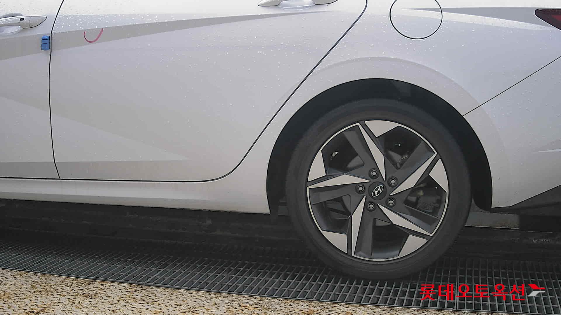 Hyundai Avante id 3809841 из Кореи 22