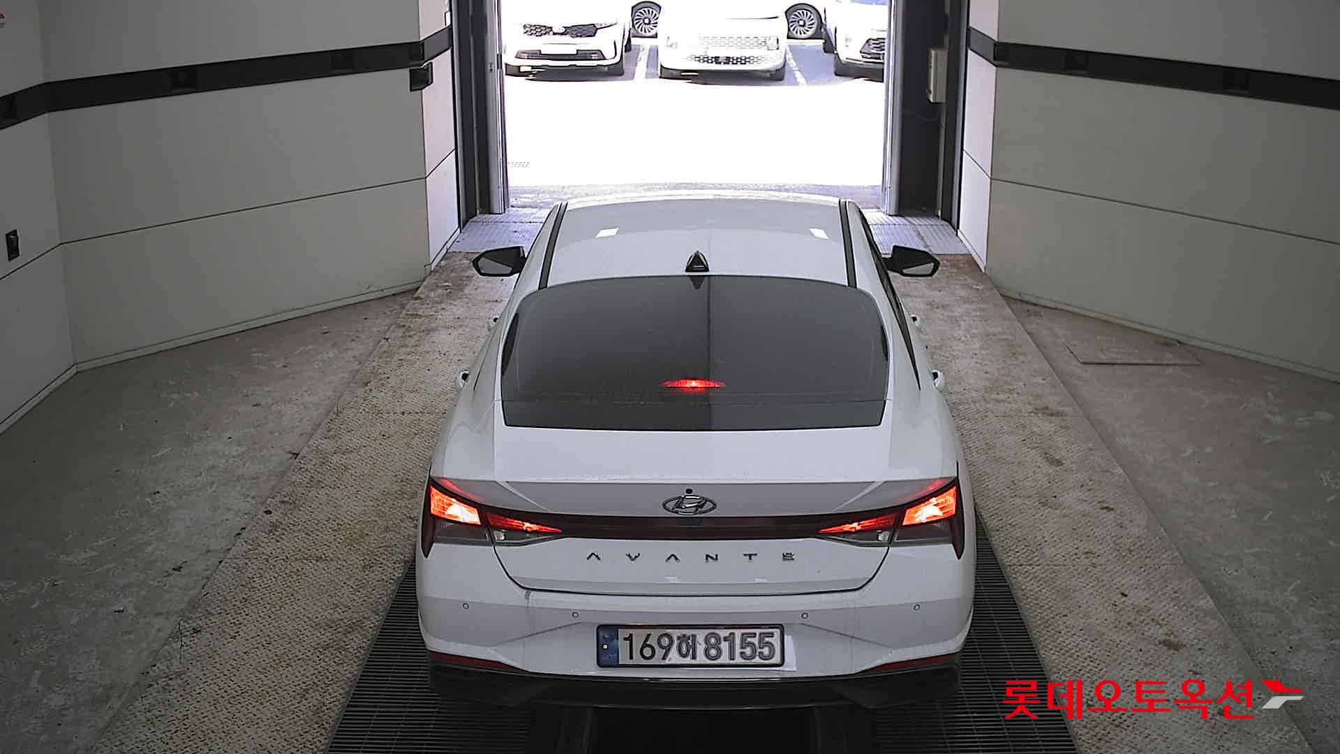 Hyundai Avante 2023 Polar White из Кореи, фото 5