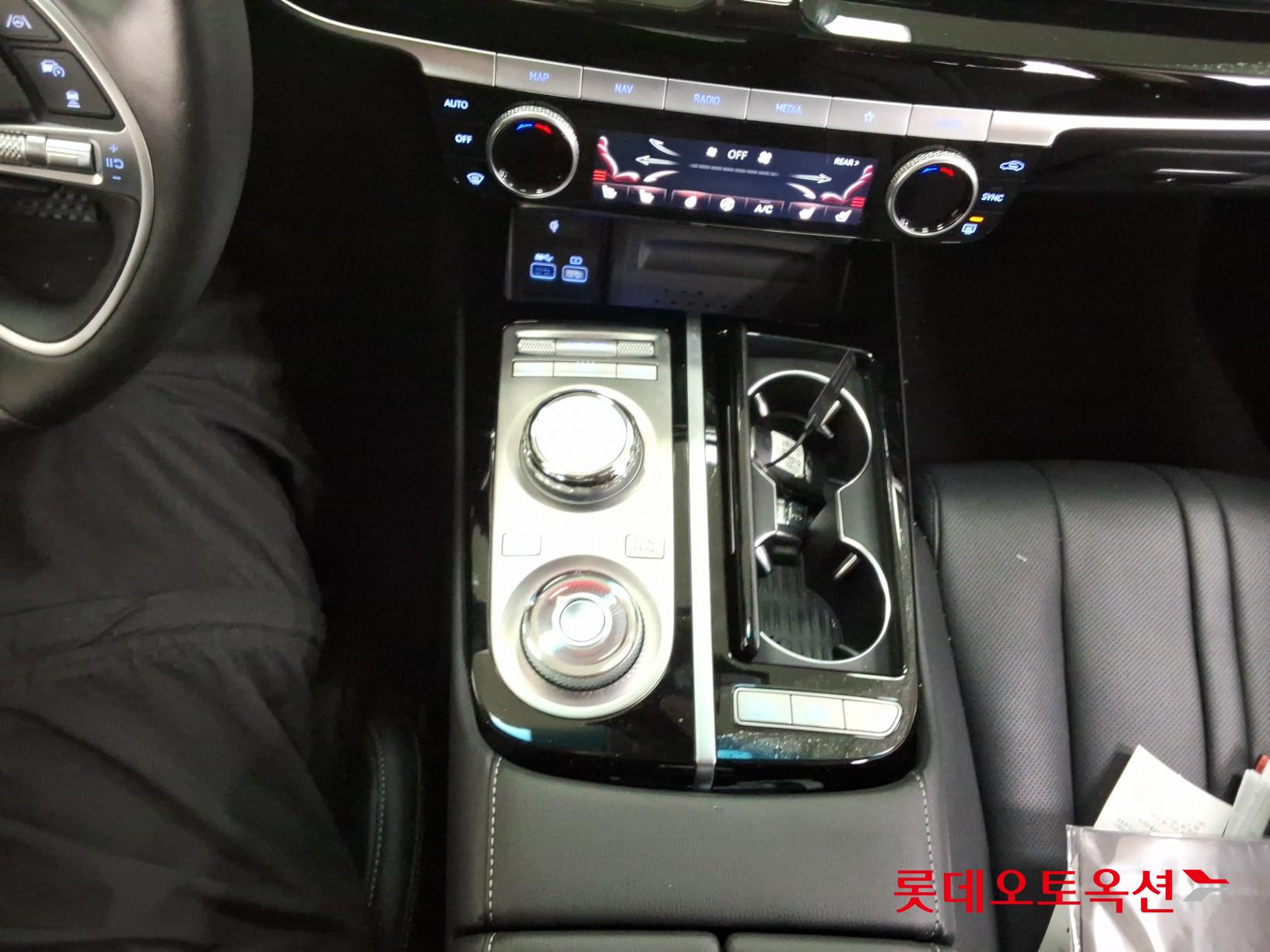 Hyundai G80 id 3809839 из Кореи 31