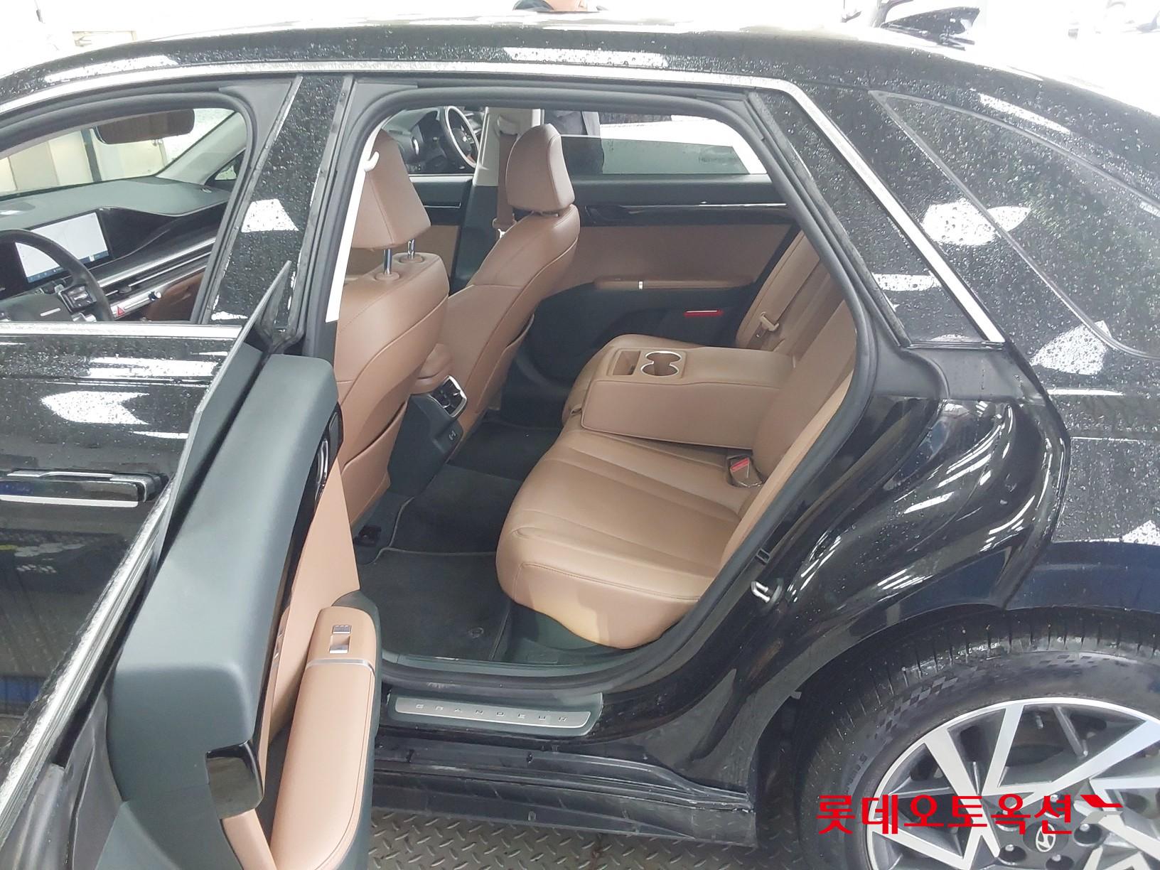 Hyundai Grandeur Hybrid id 3809842 из Кореи 36