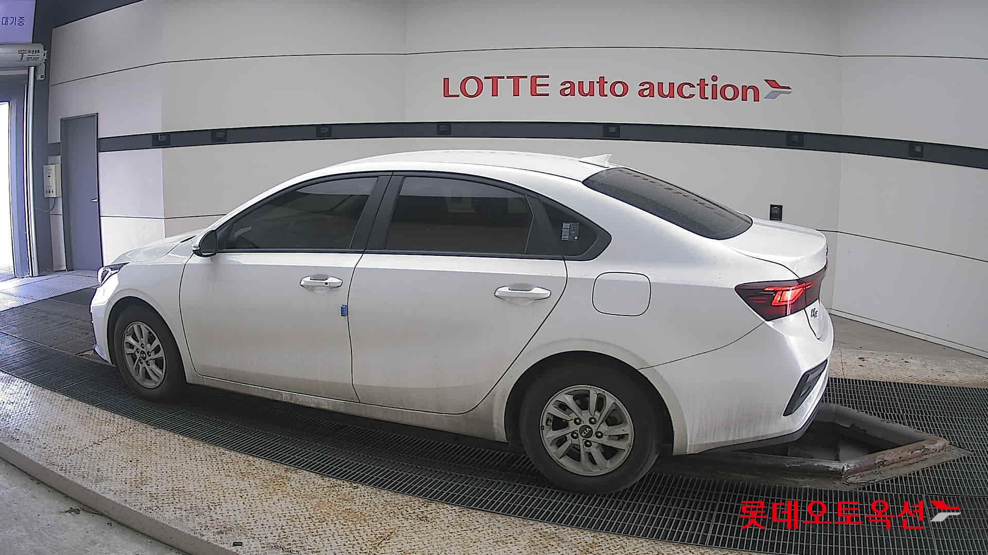 Kia K3 id 3803818 из Кореи 11