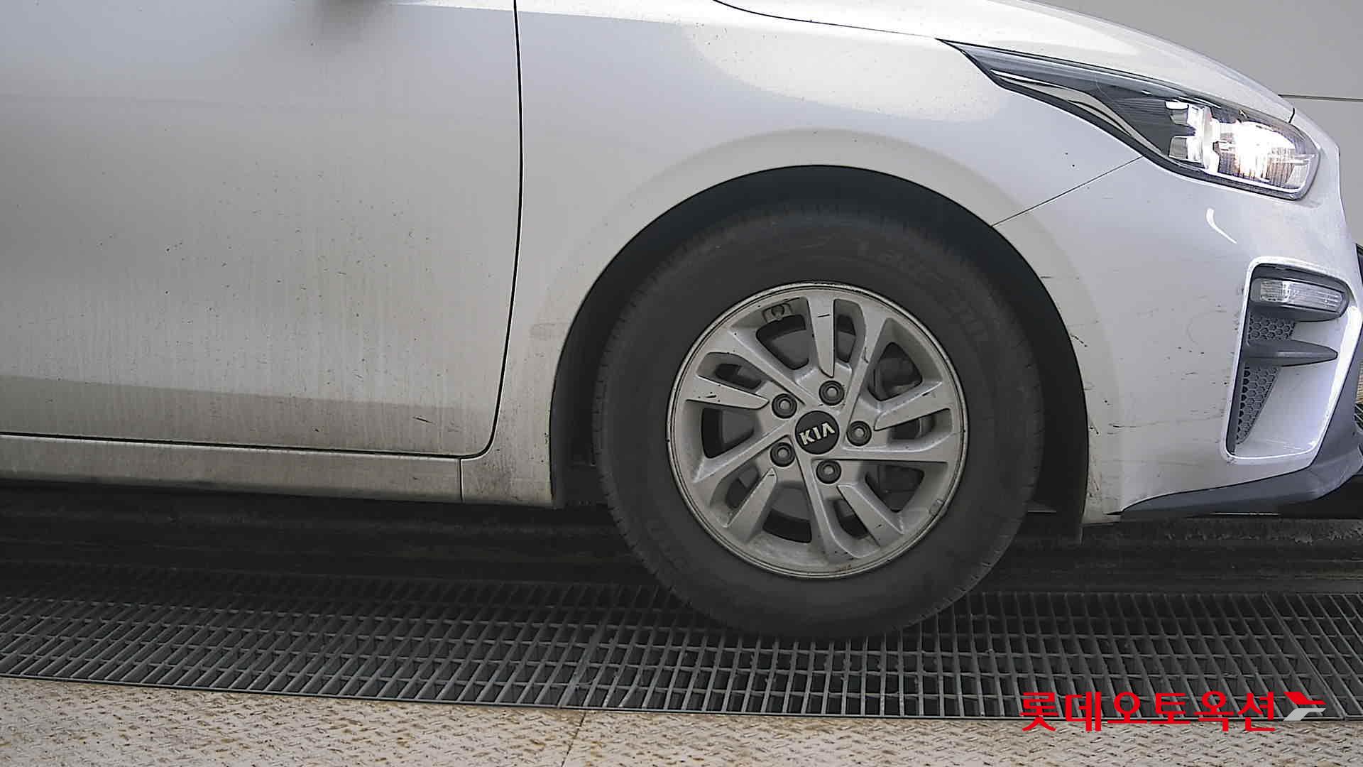 Kia K3 id 3803818 из Кореи 23