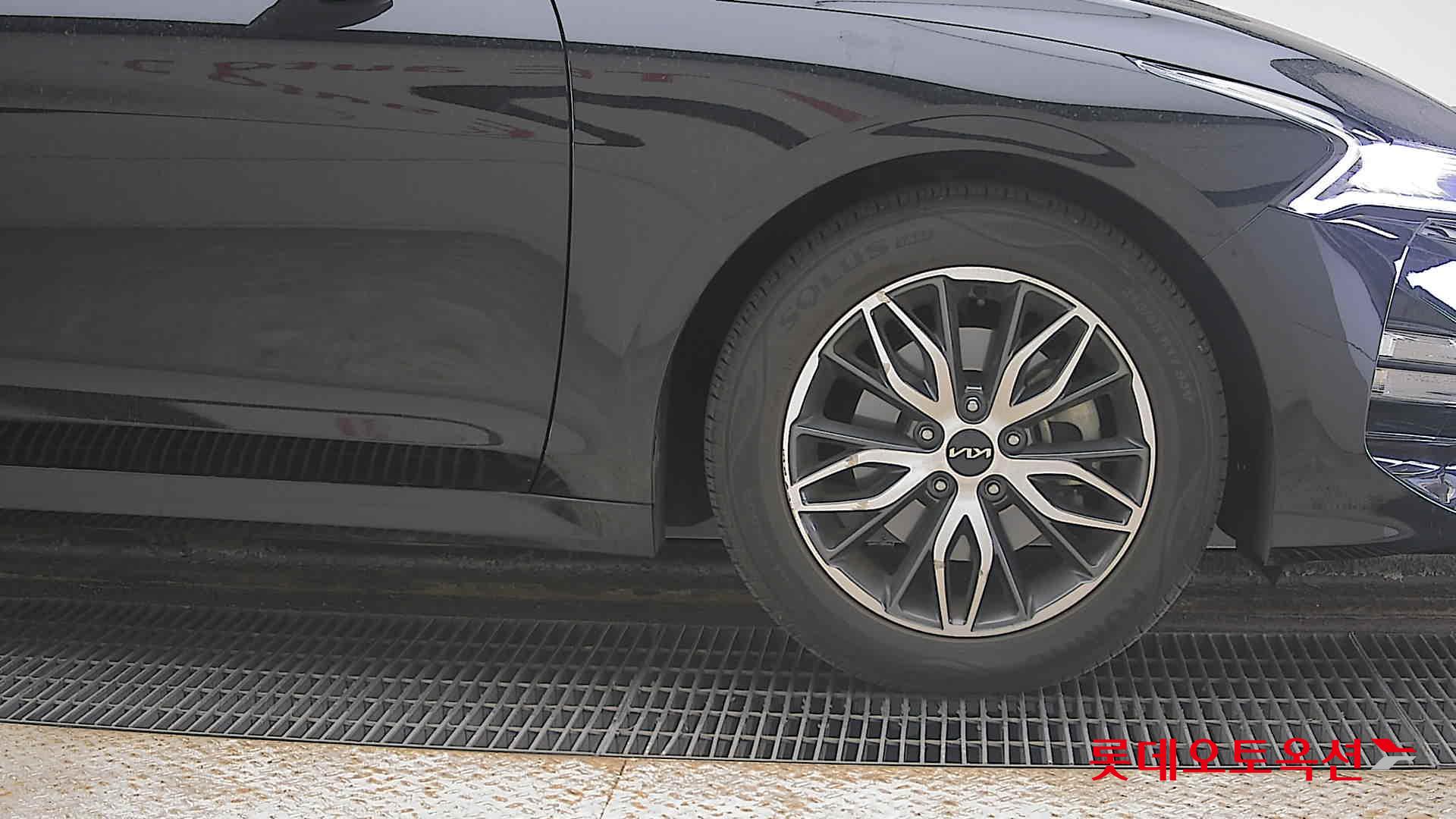 Kia K5 id 3803832 из Кореи 23