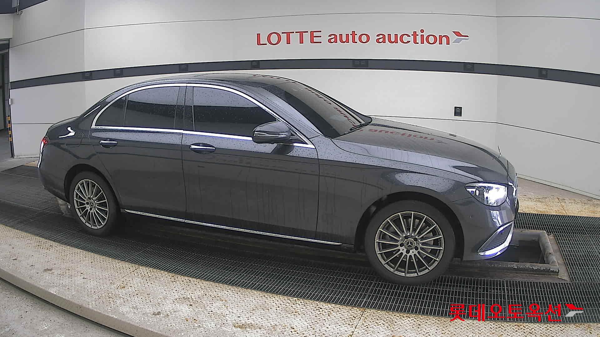 Mercedes-Benz Mercedes-Benz E220 d 4MATIC id 3809828 из Кореи 17