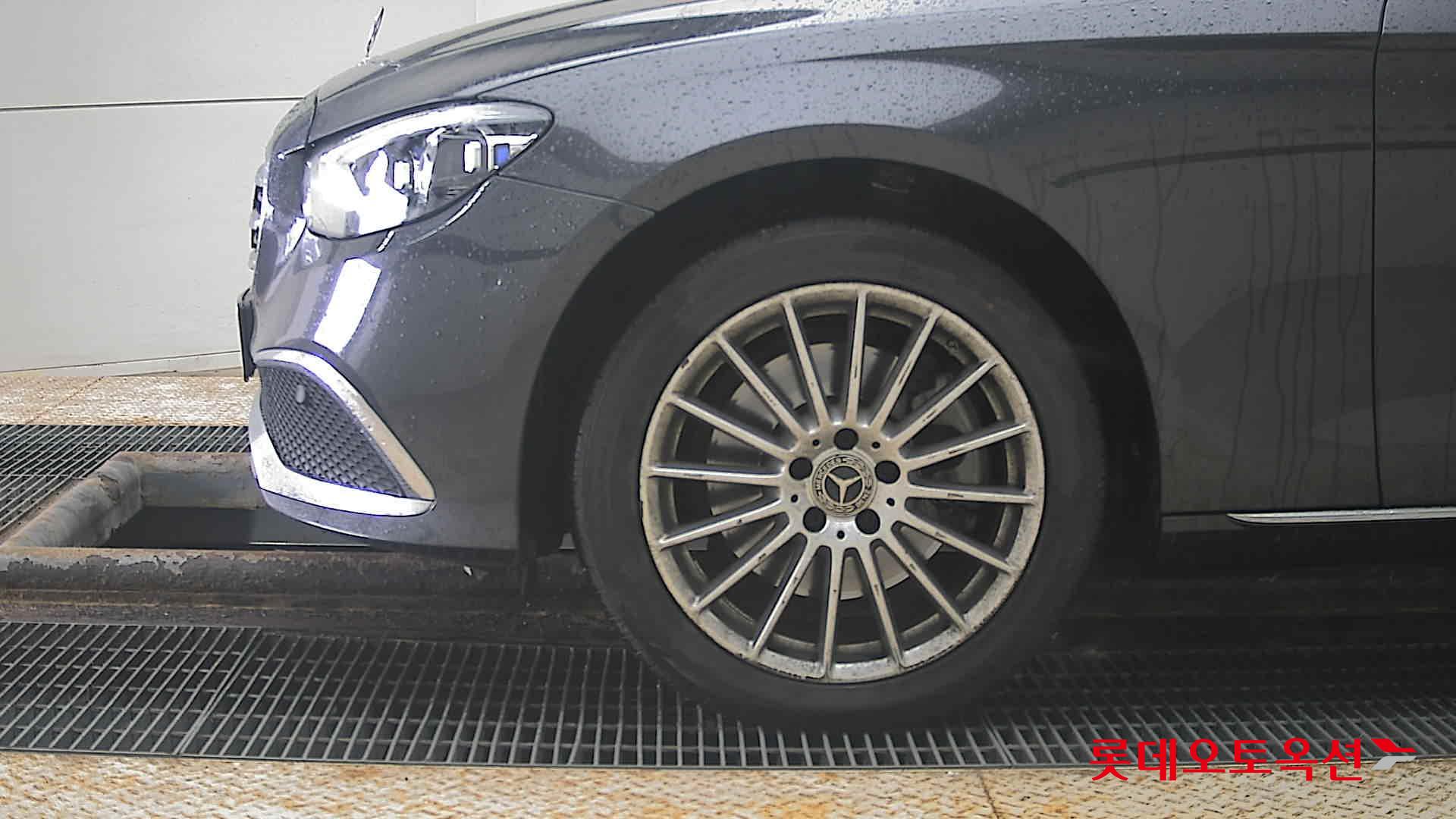 Mercedes-Benz Mercedes-Benz E220 d 4MATIC id 3809828 из Кореи 21