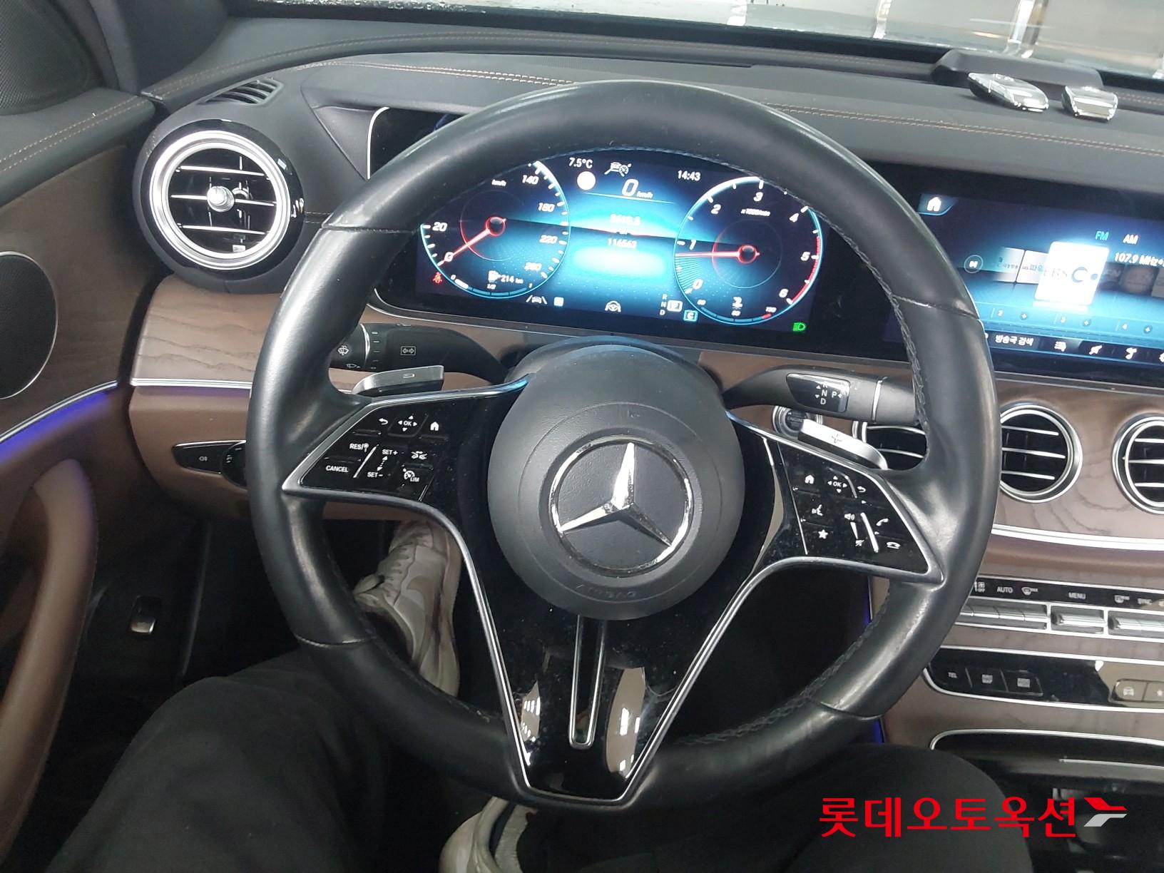 Mercedes-Benz Mercedes-Benz E220 d 4MATIC id 3809828 из Кореи 29